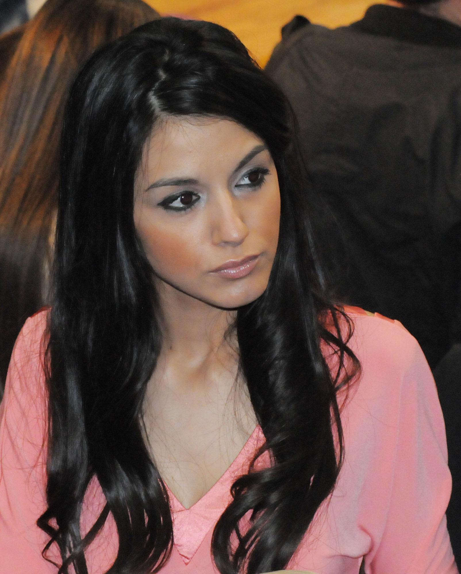 “Мис УНСС 2011” и финалистка в тазгодишното издание на “Мис България” Габриела Василева