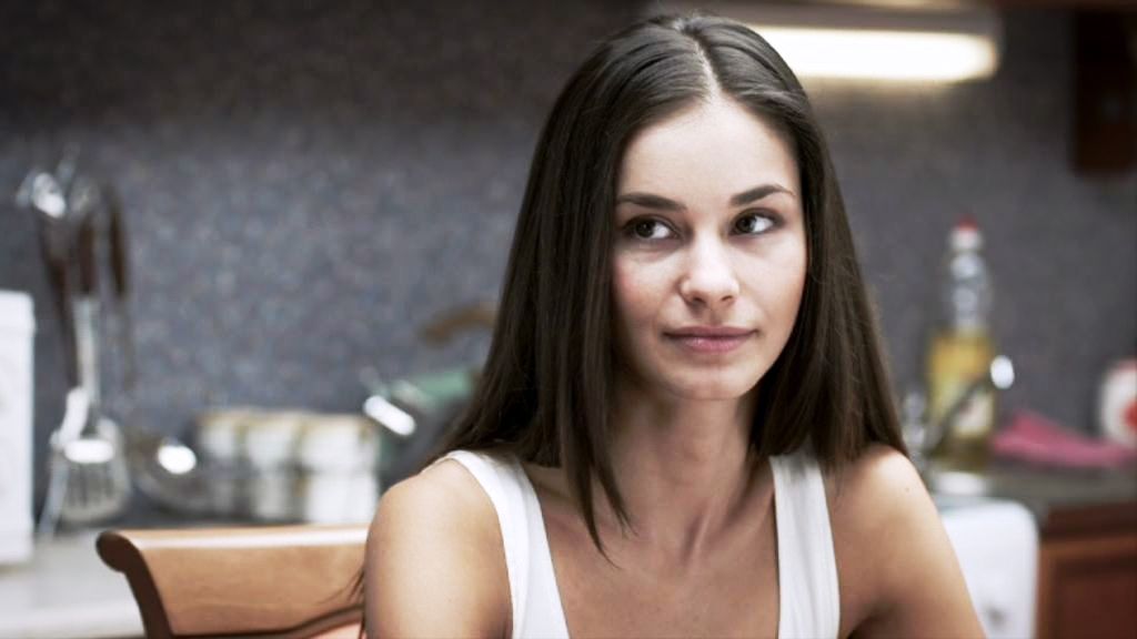 Вили Марковска купонясва без съпруга си на сватба | life.dir.bg