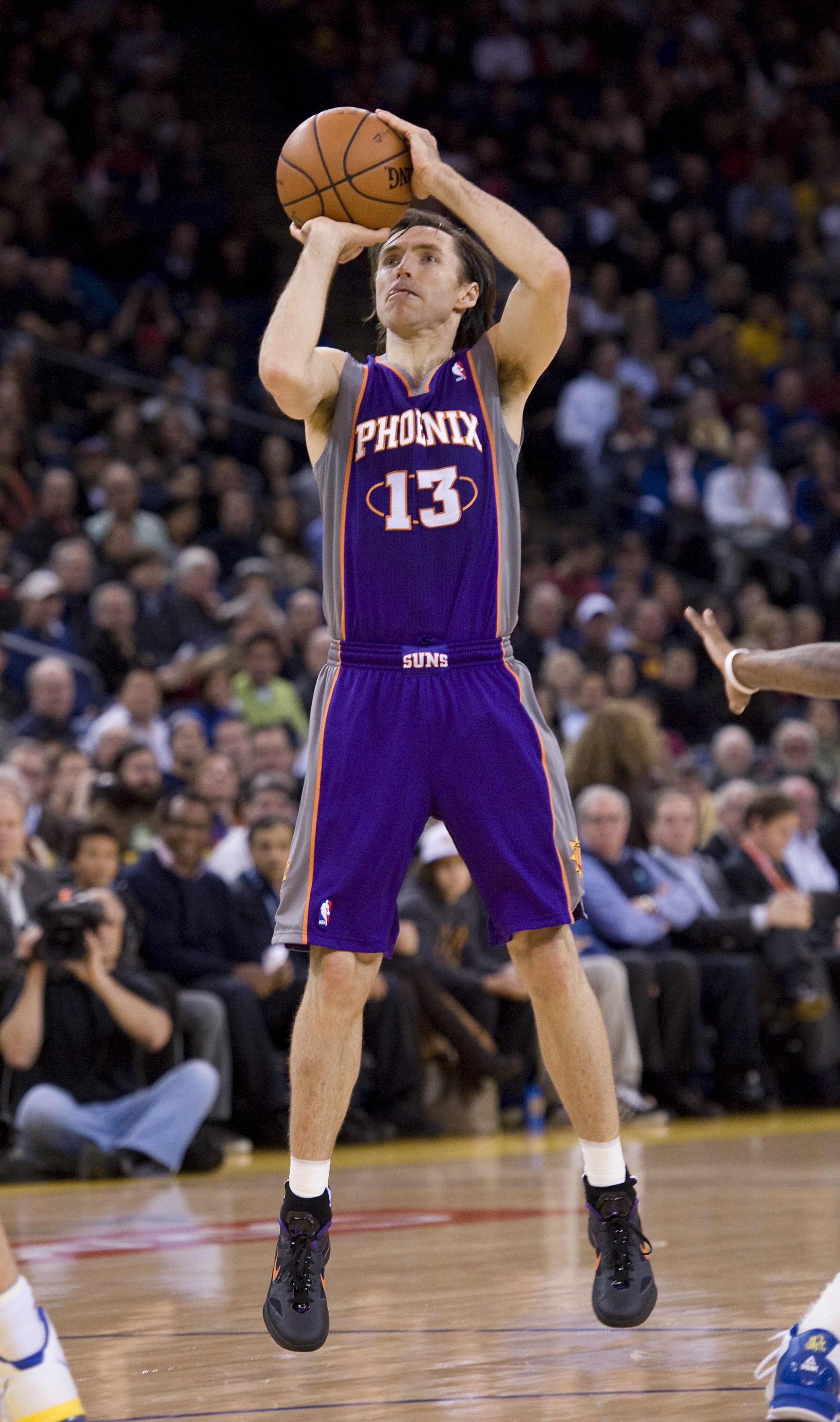 Стив Неш стана пети по асистенции в историята на НБА
