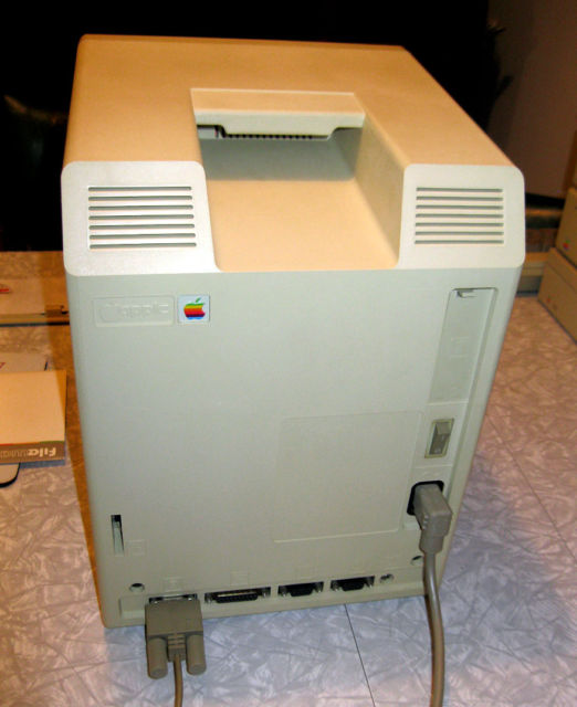 Прототипът на Macintosh 128k се продава за $100 000