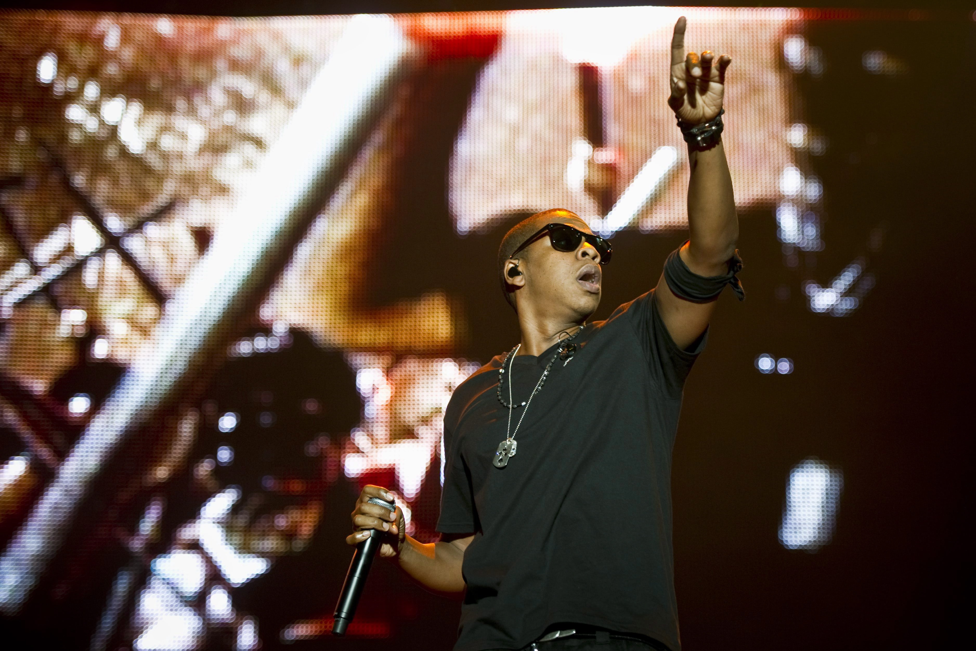 Играта ”Empire” показва пътя на Jay Z - от мошеника и предприемача до бизнес магната