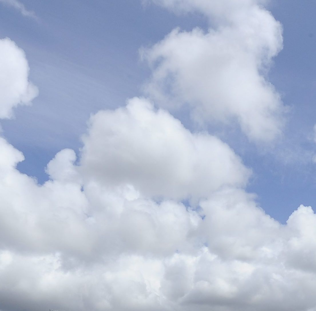 Повече облаци ще има утре след обед на изток и около планините