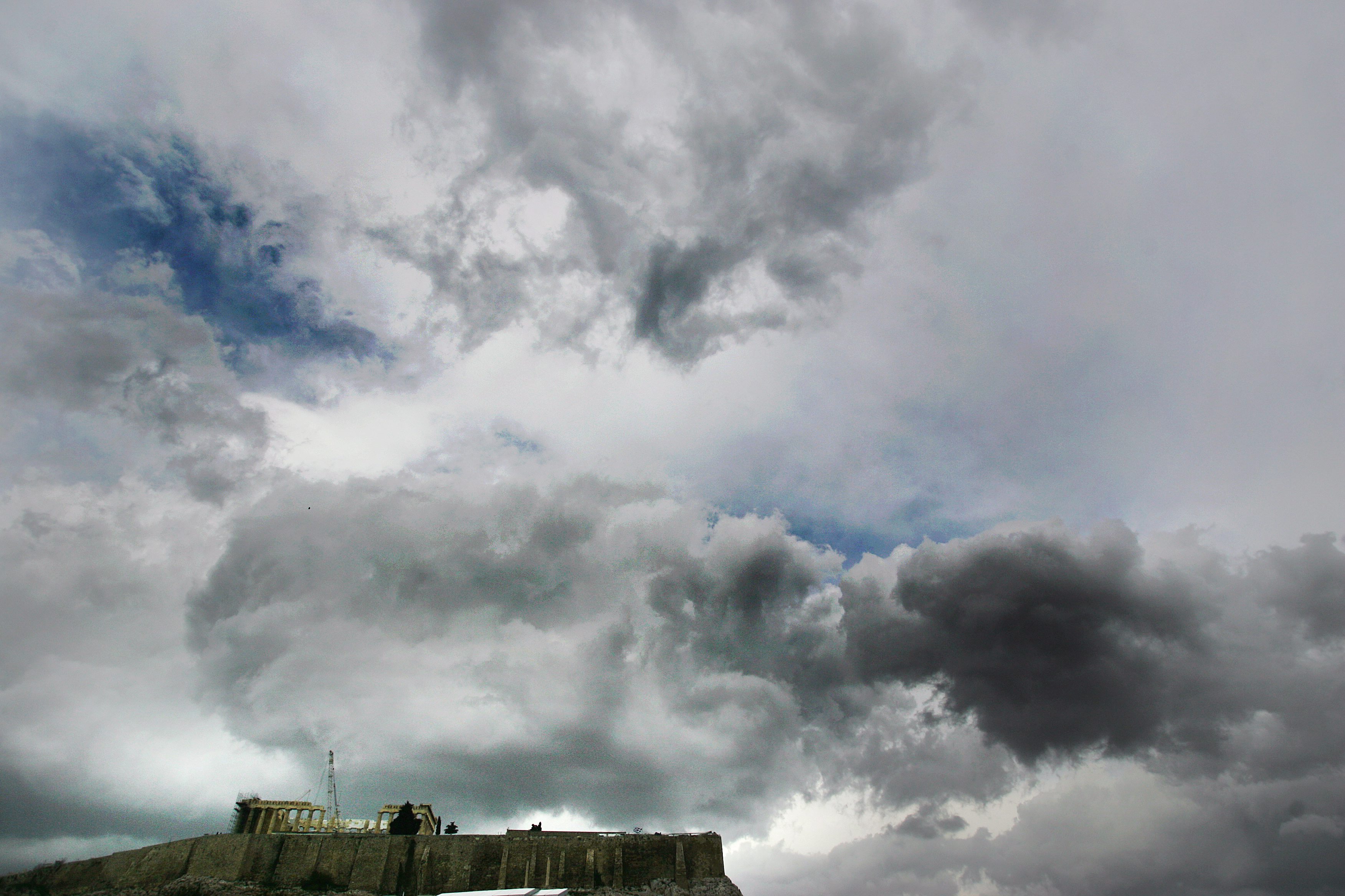 Времето остава неустойчиво