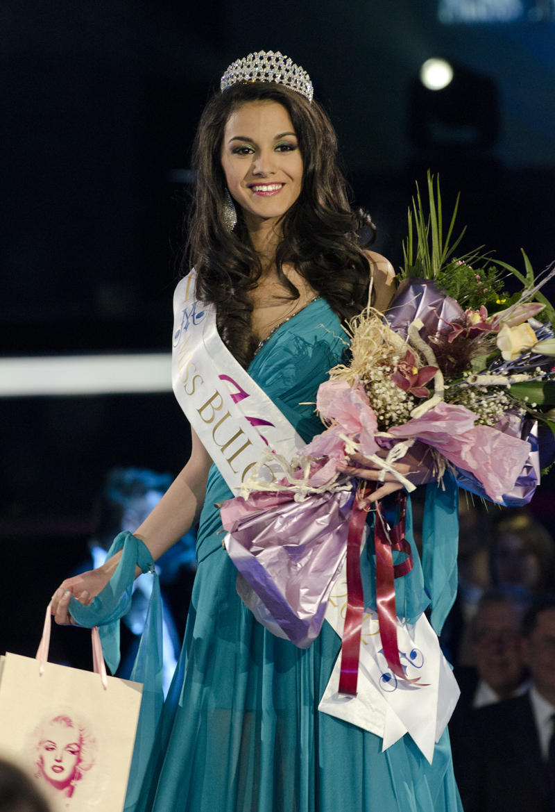 Скандал с Мис България 2012, короната взе Габриела Василева