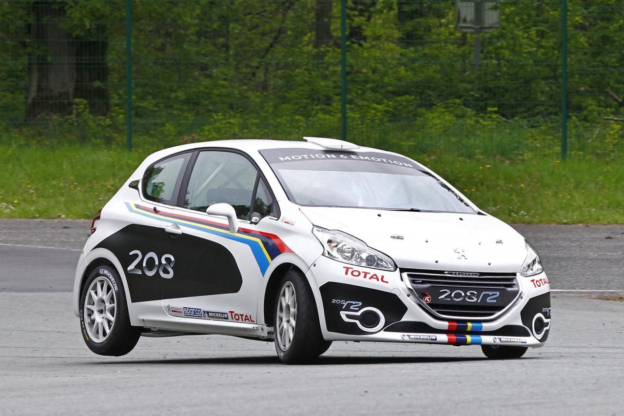 Peugeot разкри рали автомобила 208 R2
