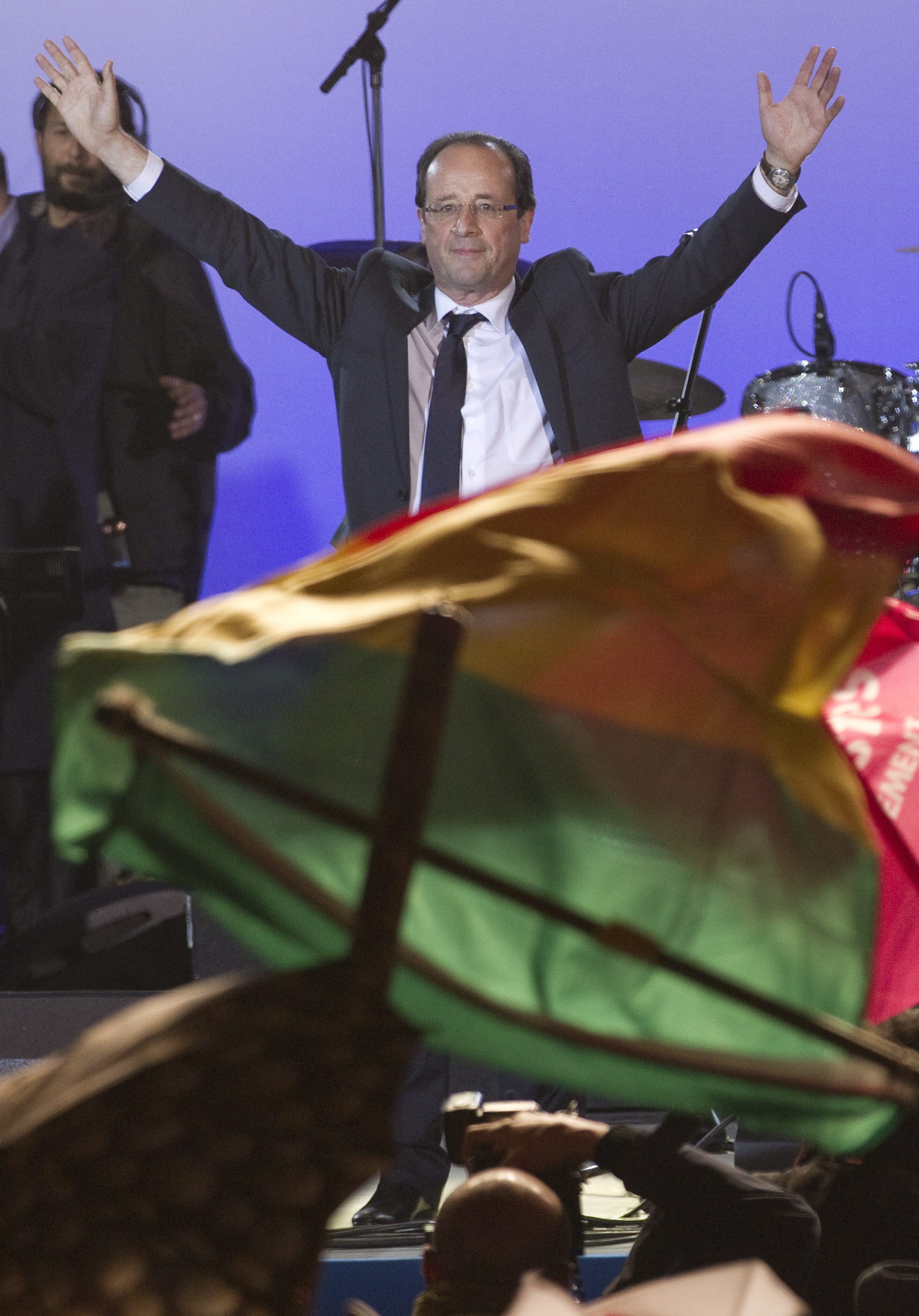 Реакции: Победата на Франсоа Оланд е повратна точка за Европа