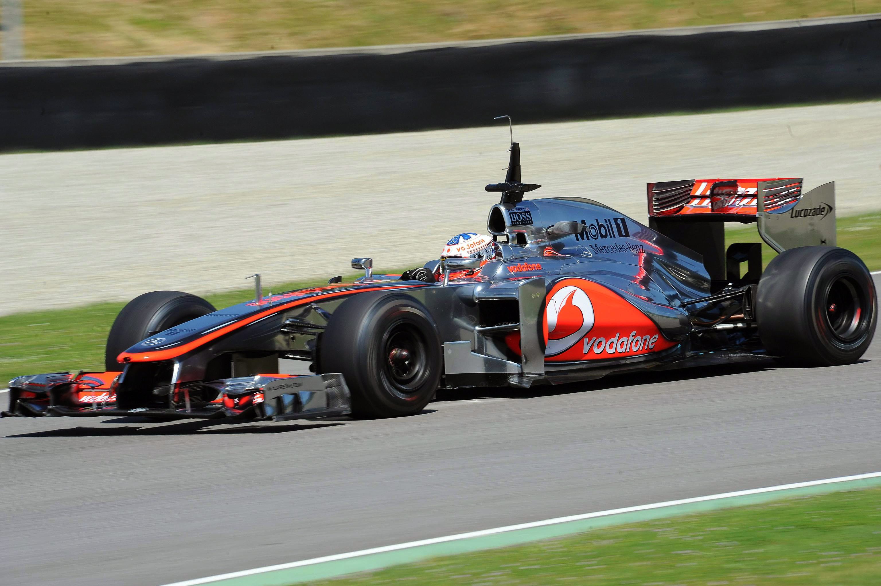 Карлос Сайнц-младши не е сред вариантите за нов пилот на тима от Формула 1 на ”Макларън”