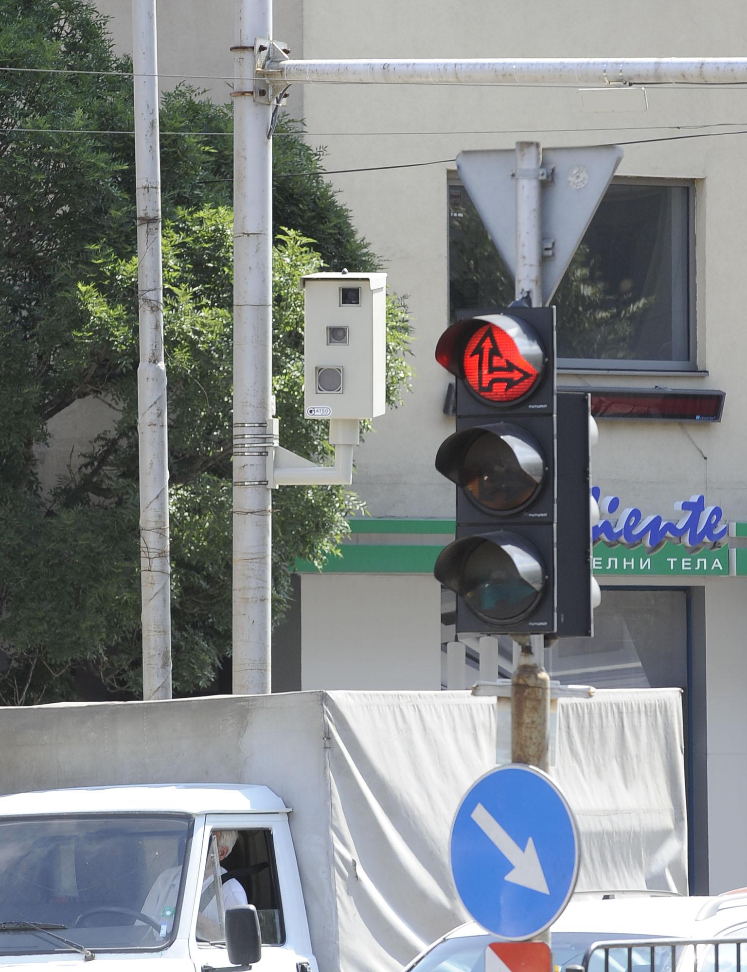 Достатъчно много камери работят, за да констатират нарушения и водачите да бъдат санкционирани