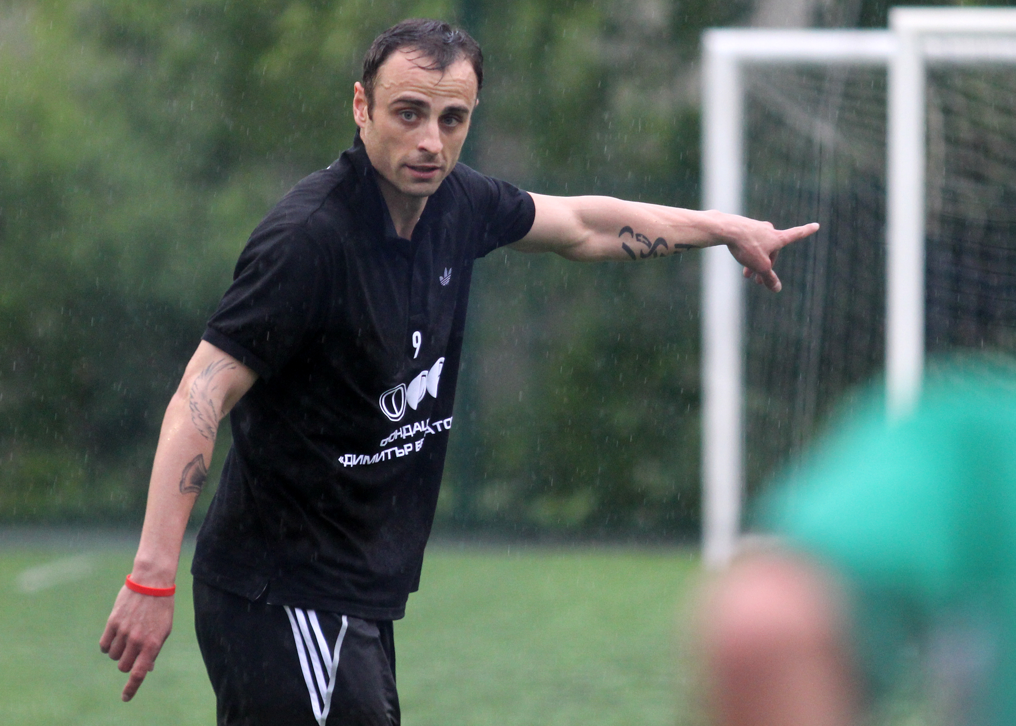 Бербатов: Все още не знам къде ще играя (видео)