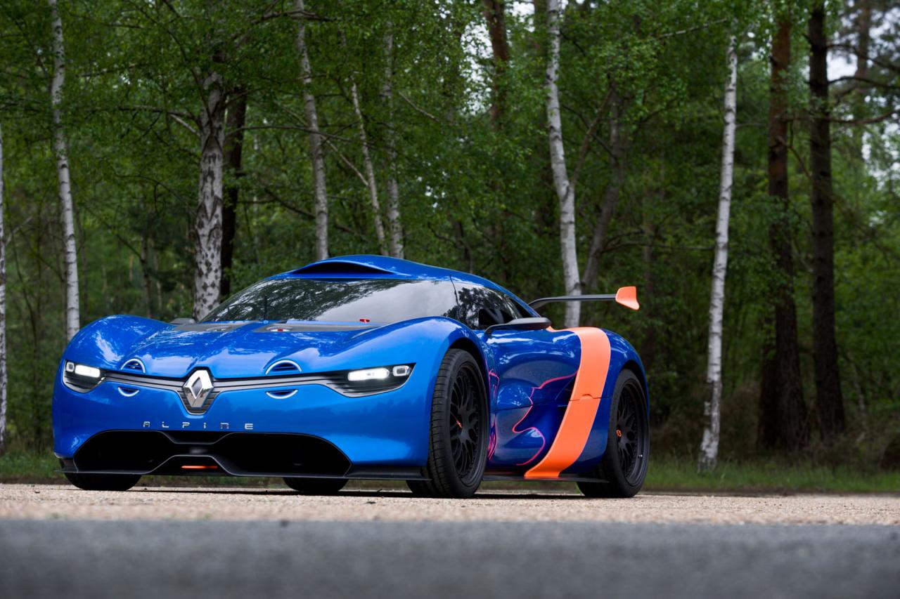 Това е възроденият Alpine на Renault (видео)