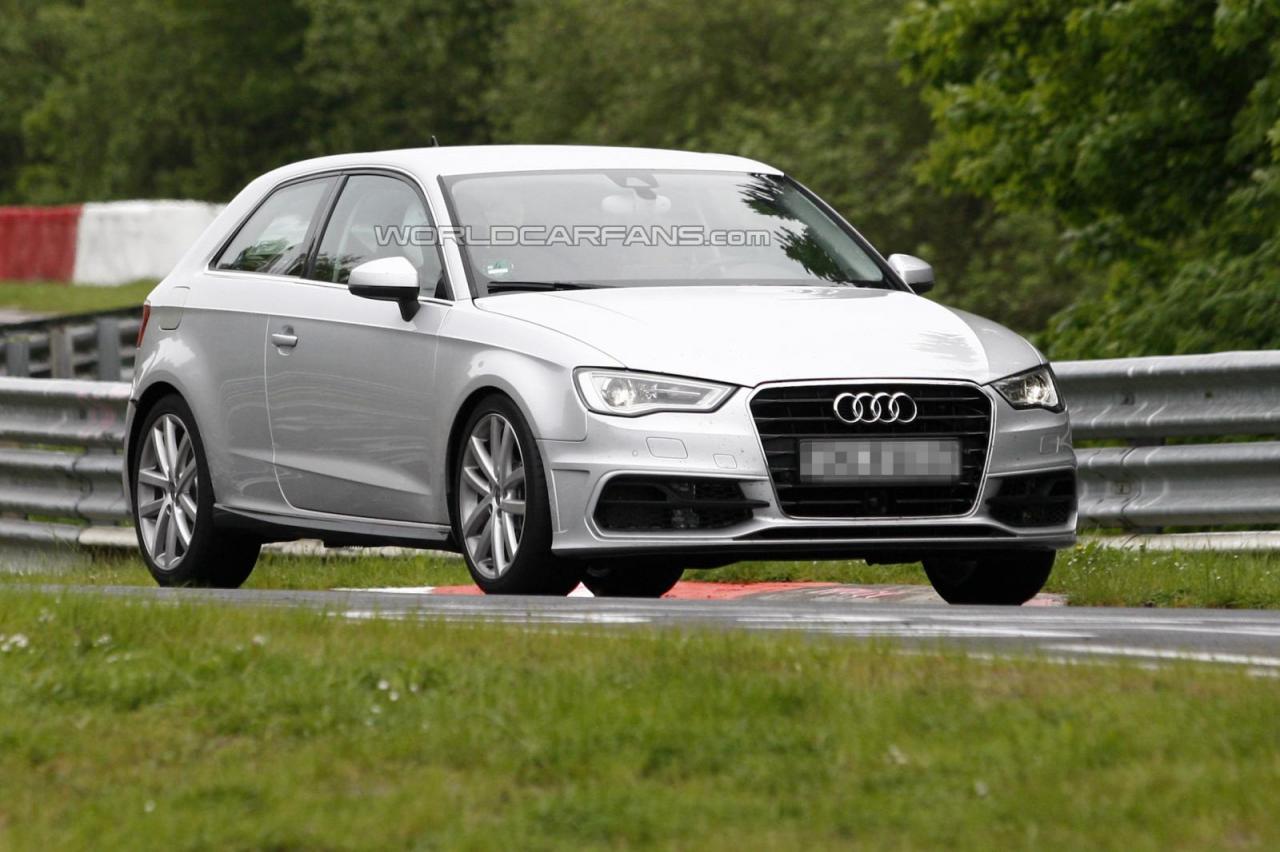 Шпионски снимки на новото Audi S3