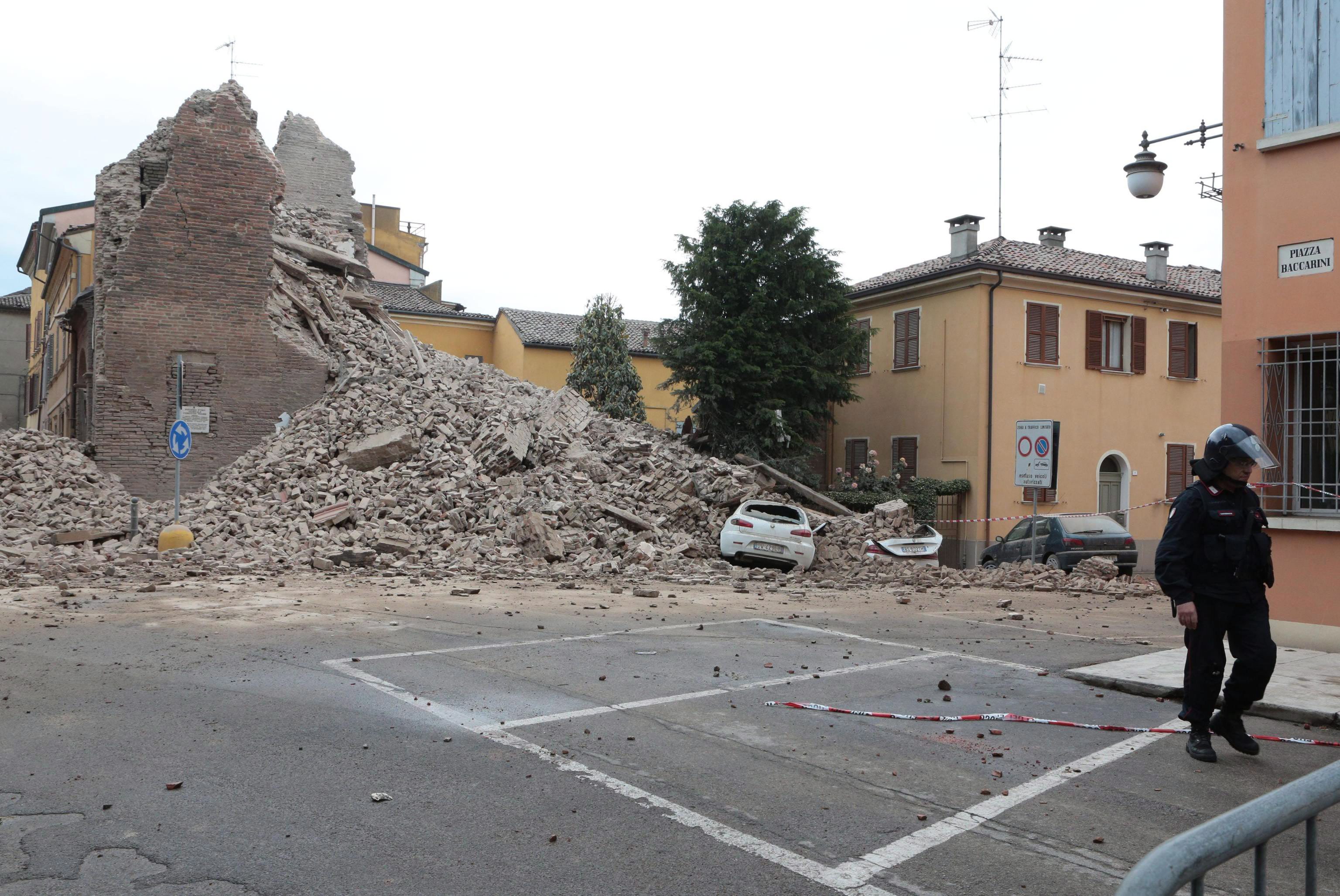 15 загинали, 200 ранени и 8000 без дом след трусовете в Италия