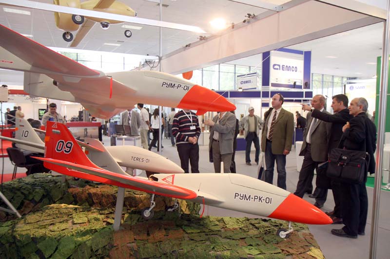 Безпилотни летателни апарати показа българска фирма на изложбата „Хемус 2012“