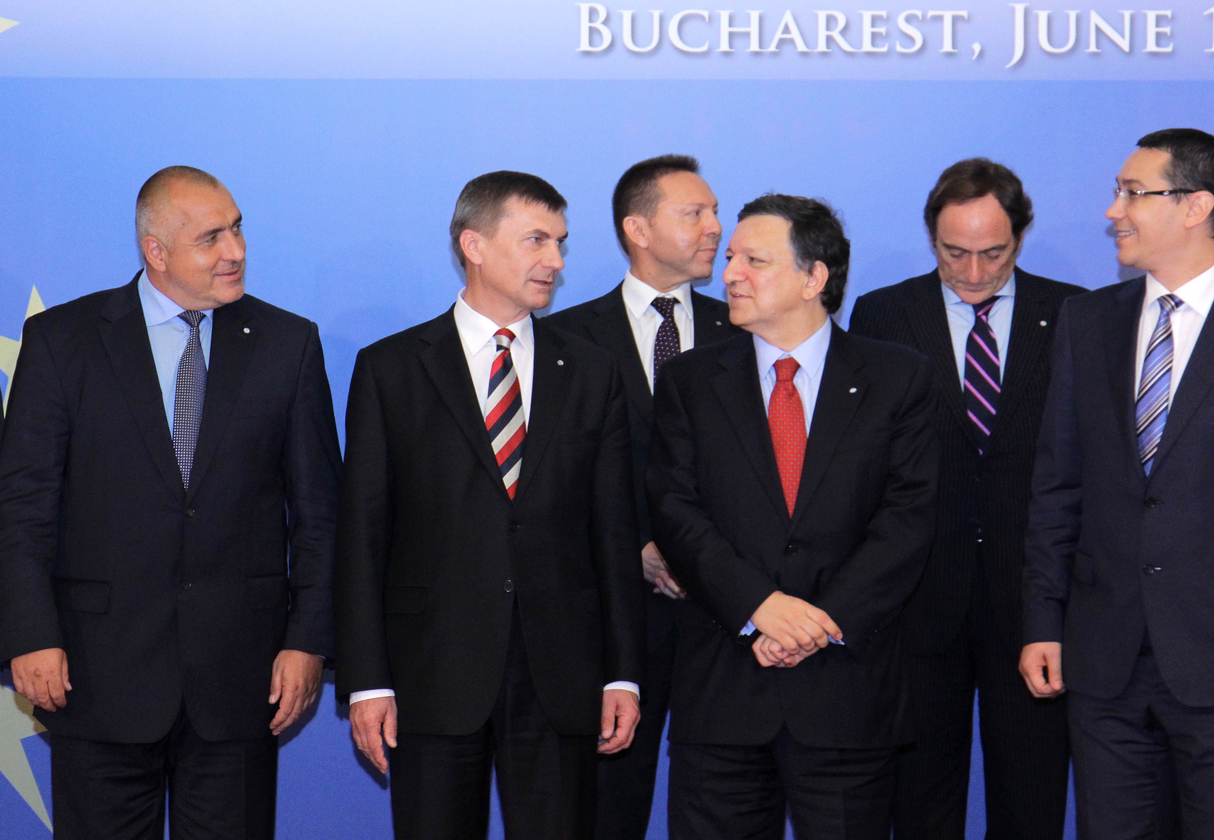 В Букурещ Бойко Борисов и Жозе Барозу защитиха кохезионната политика