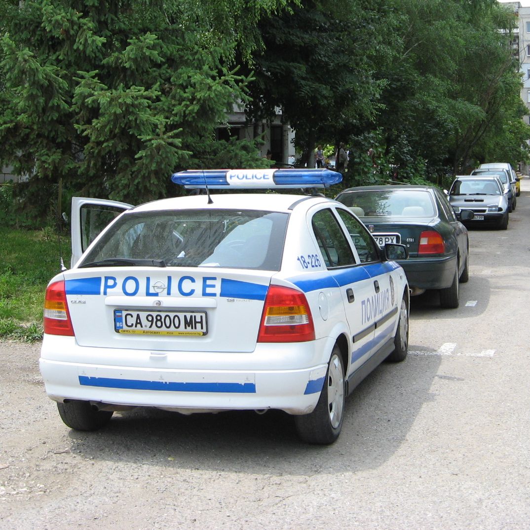 Увеличават честотата на обходите на патрулиращите автомобили във вилните зони през тъмната част