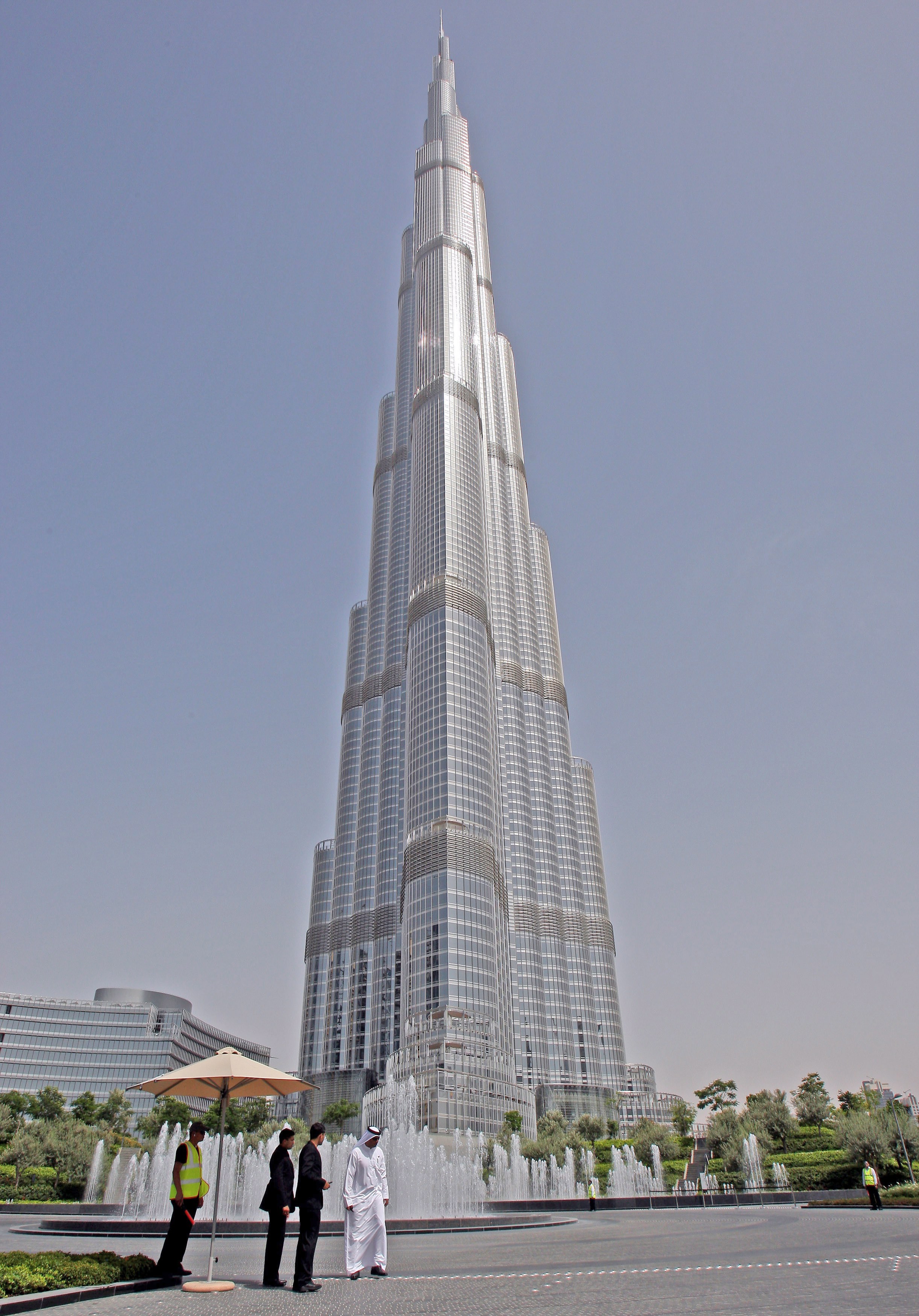 Най-високата сграда - за 90 дни