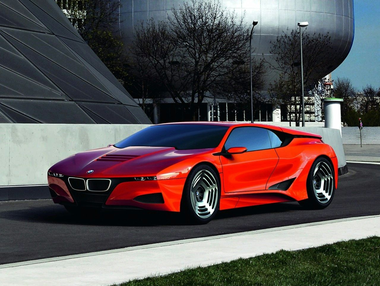 BMW възражда M1 до 2016 г.