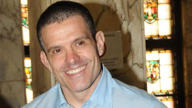 Мистерията около украинското гражданство на Евелин Банев Брендо се задълбочава След