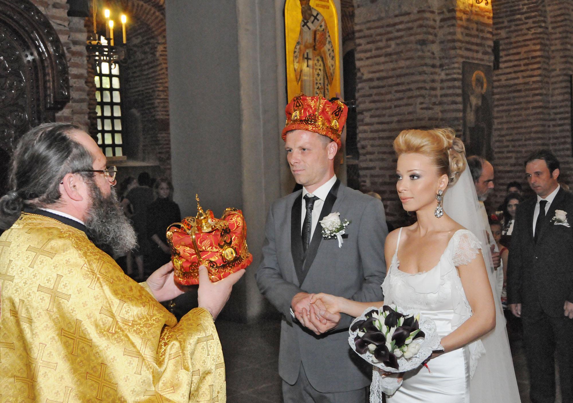 Венчавката на Весела Тотева и Елин Топузаков