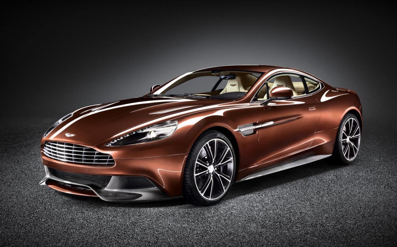 Aston Martin представи наследника на DBS (видео)