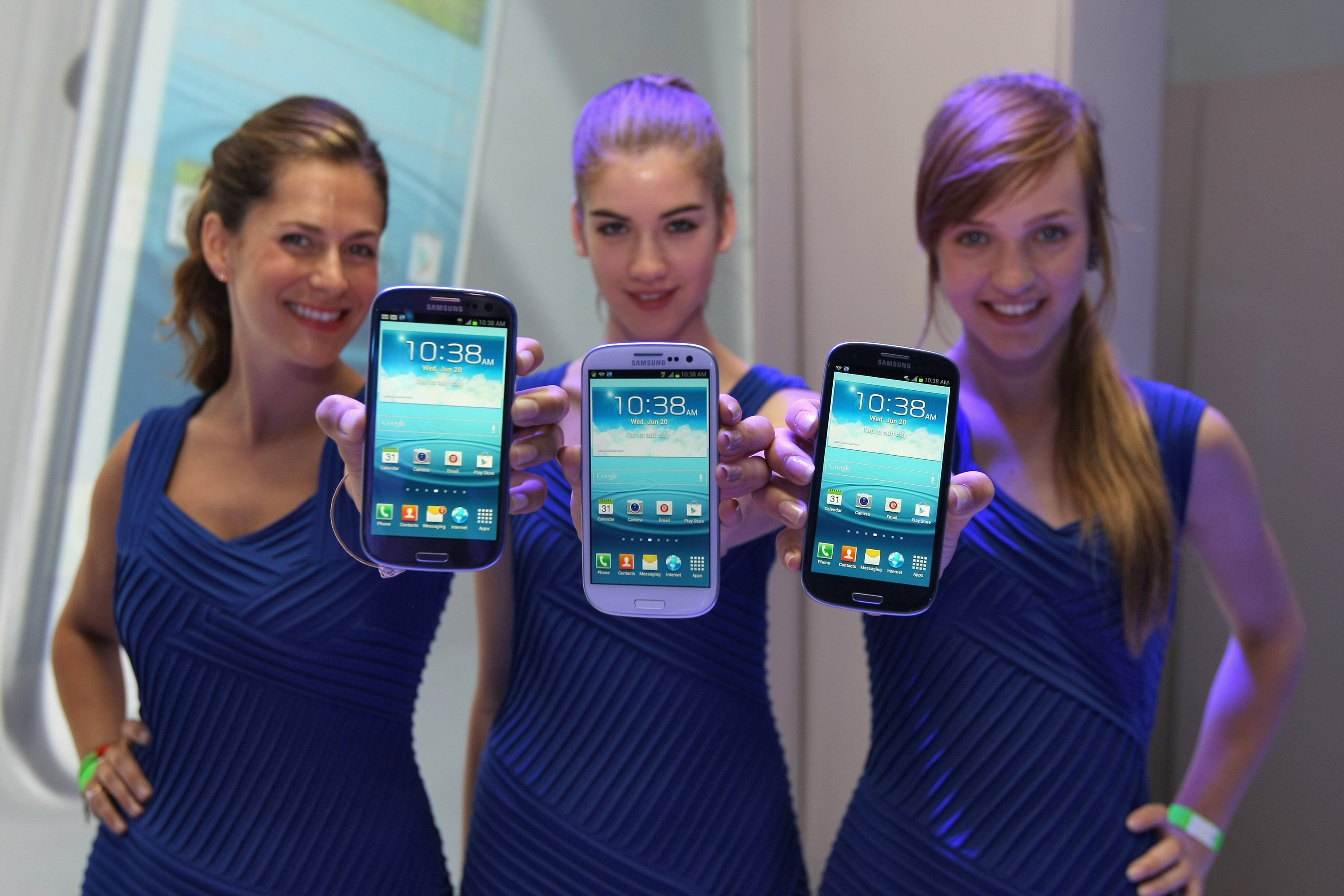 Samsung Galaxy S3 и S3 mini - без Android 4.4