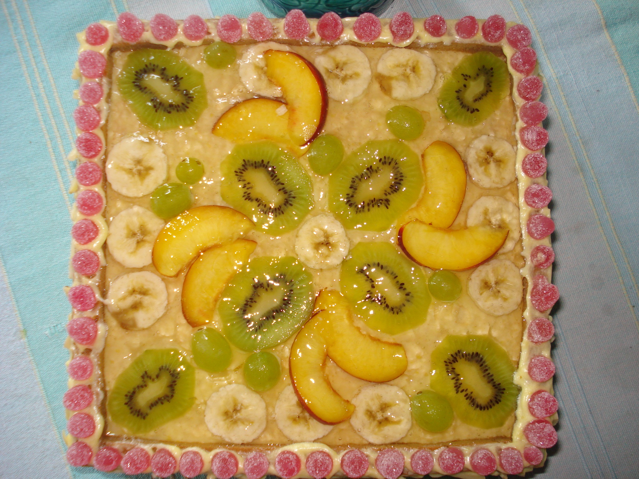 Торта с желирани плодове