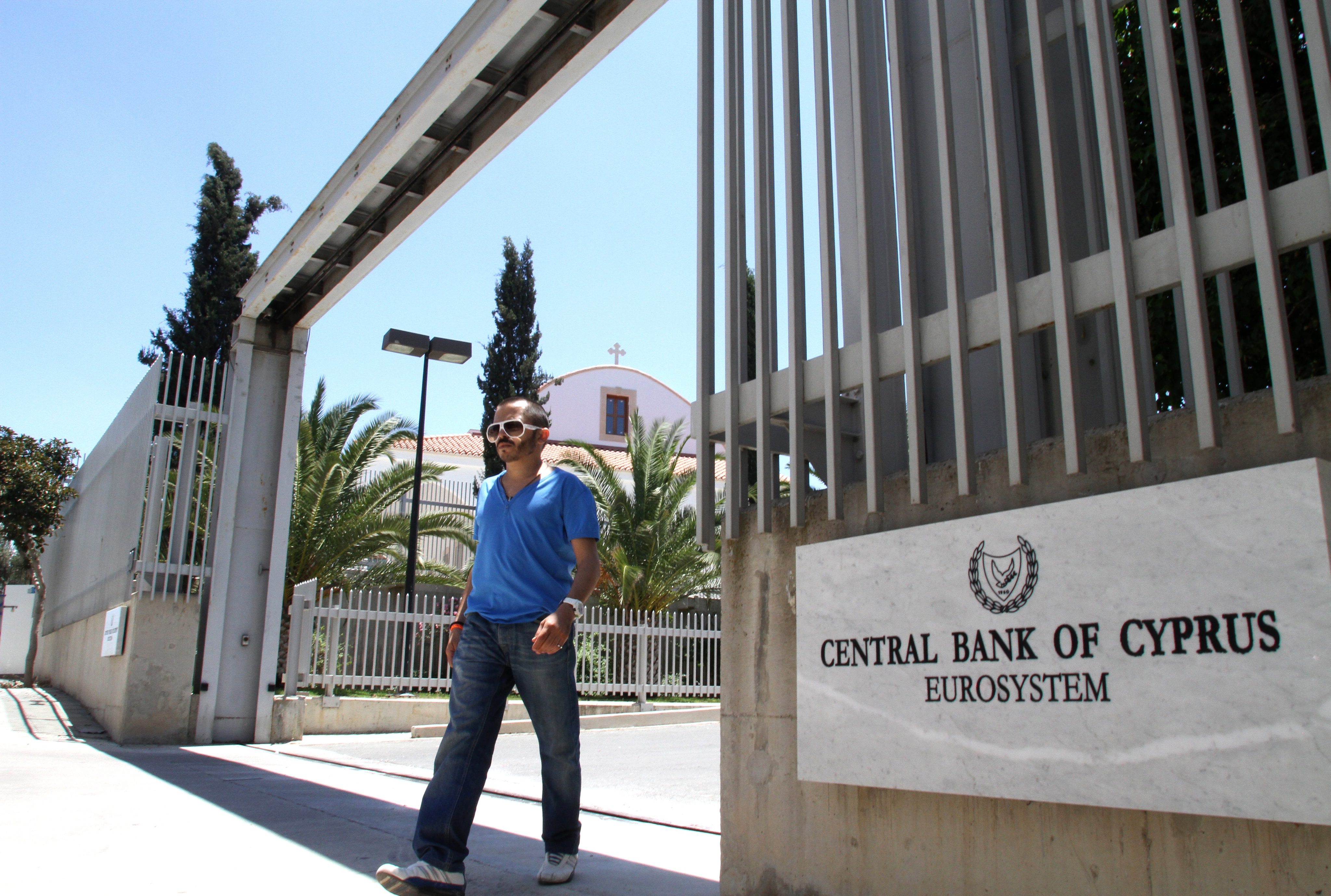Международните кредитори затегнаха условията за предоставяне на финансова помощ на Кипър
