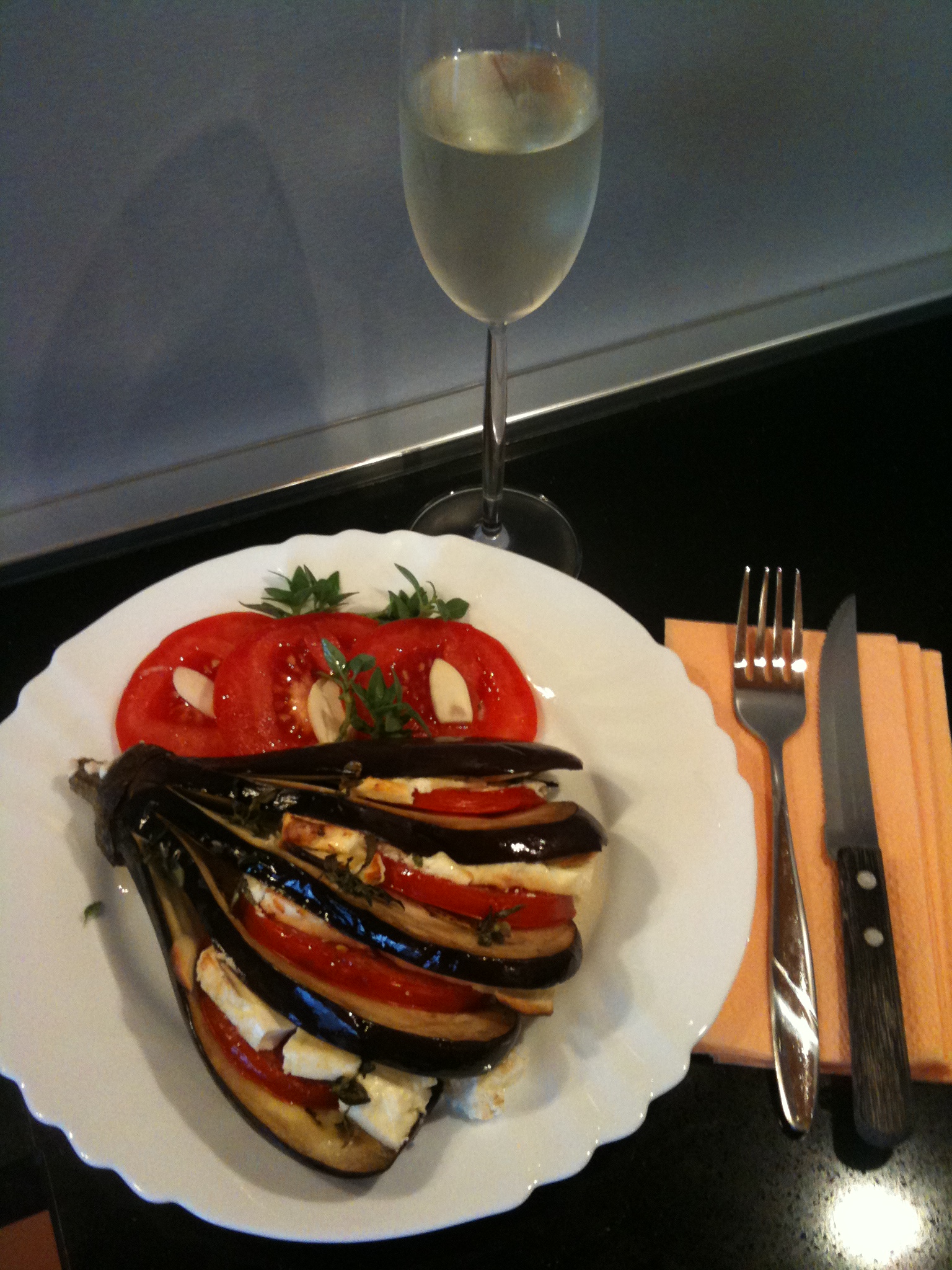 Патладжанено ветрило