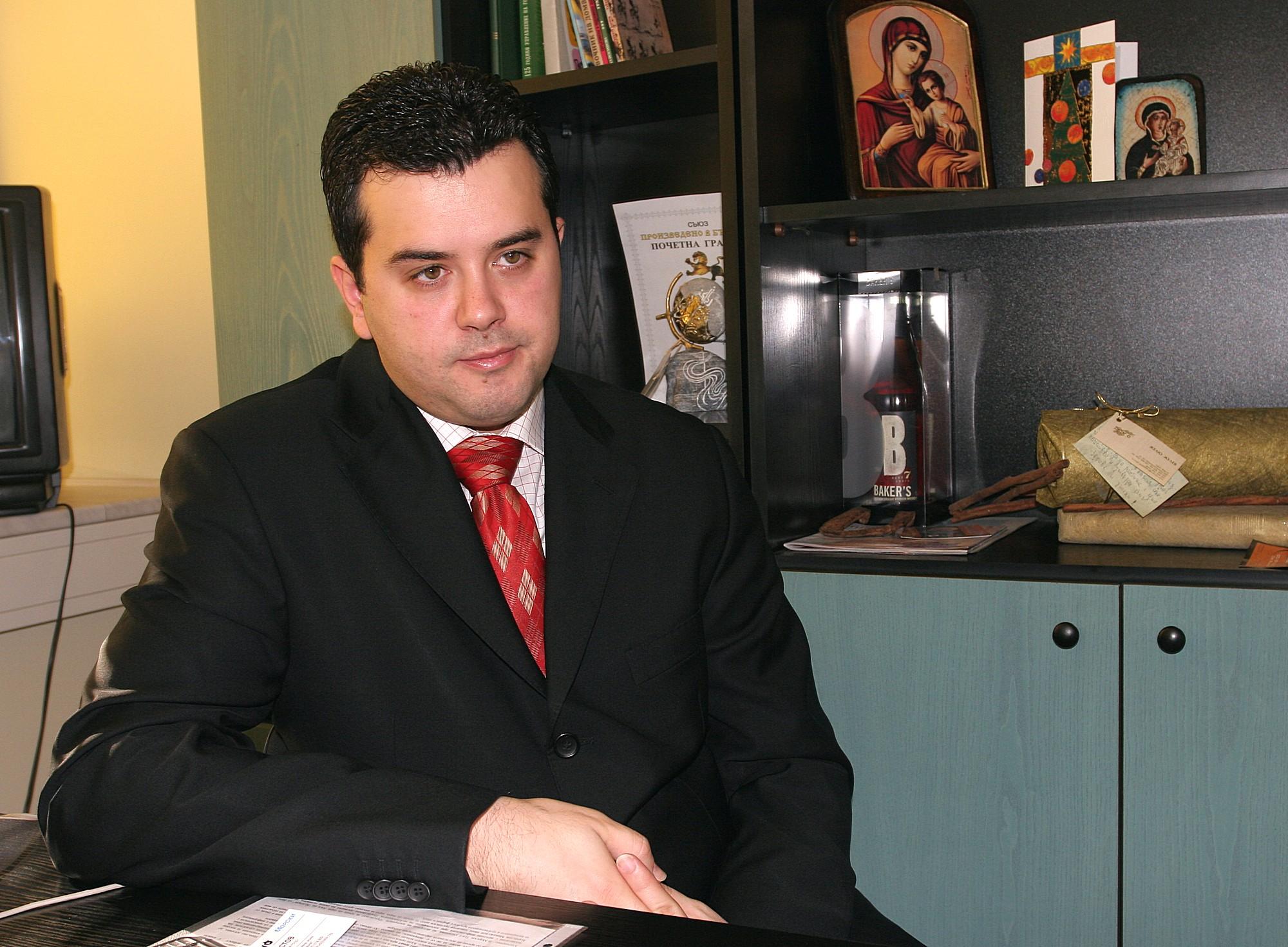 Варненският бизнесмен Борислав Манджуков държи ресторанти, хотели и чейнджбюра