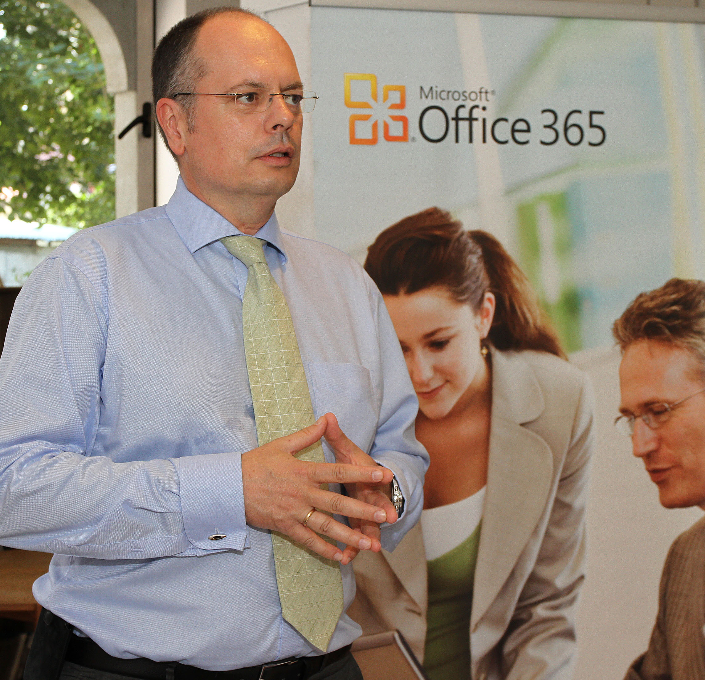 Microsoft представи Office 365 в България
