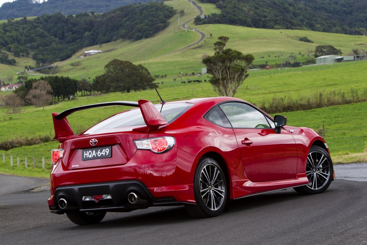 Toyota пуска аеродинамичен боди кит за европейската GT 86