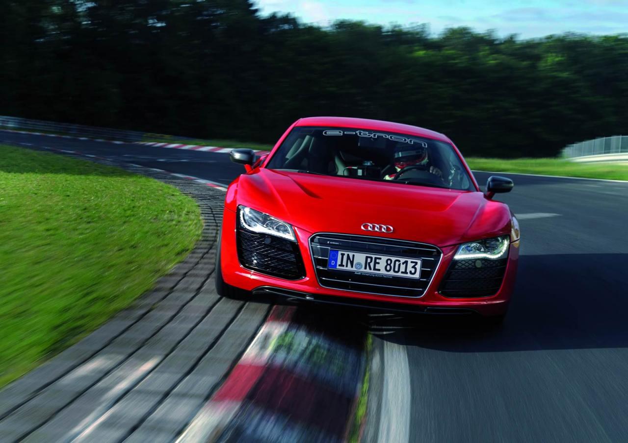 Audi R8 e-tron счупи рекорда на Нюрбургринг
