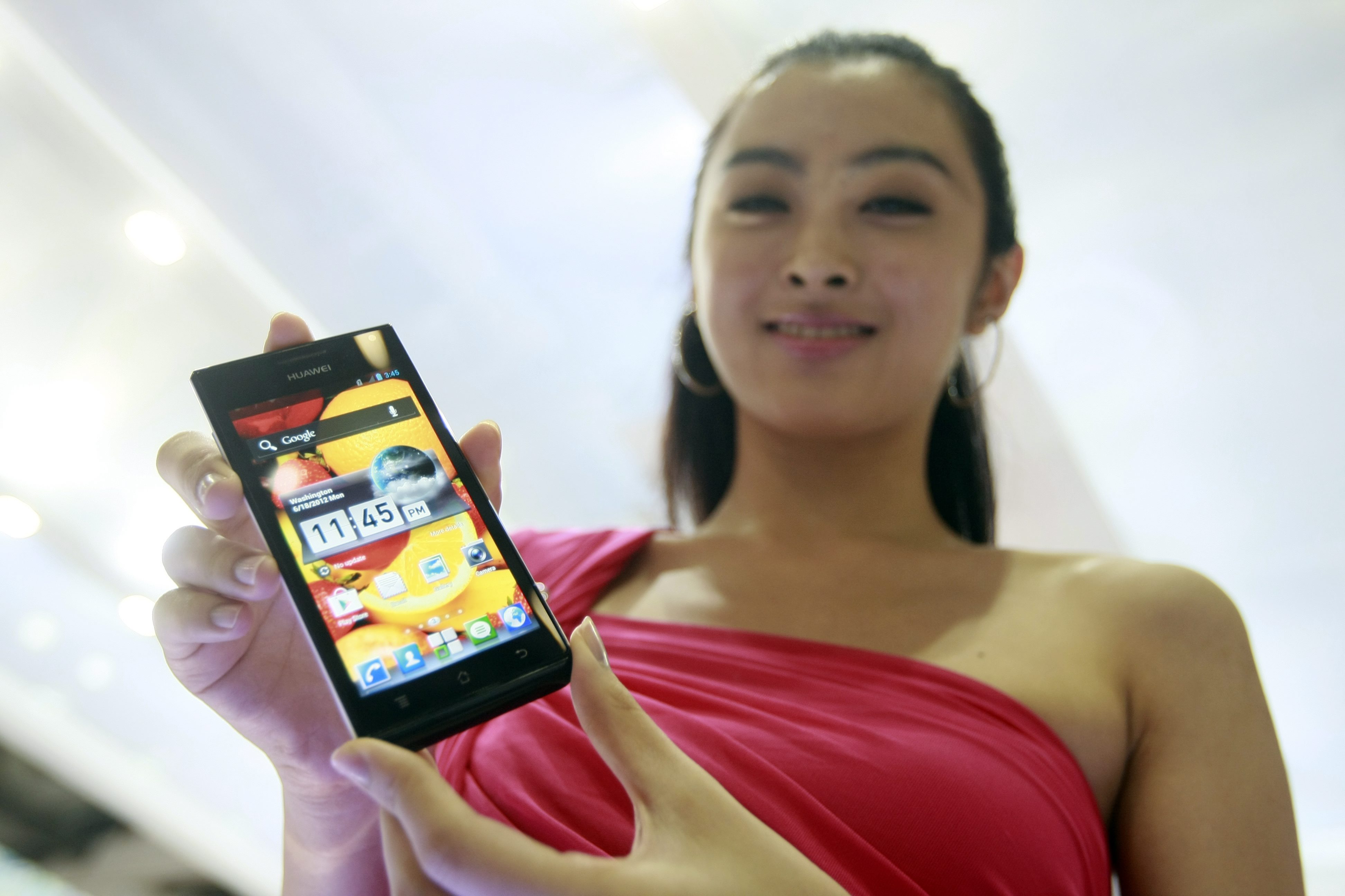 Huawei подготвя ”убиец” на Galaxy S и iPhone