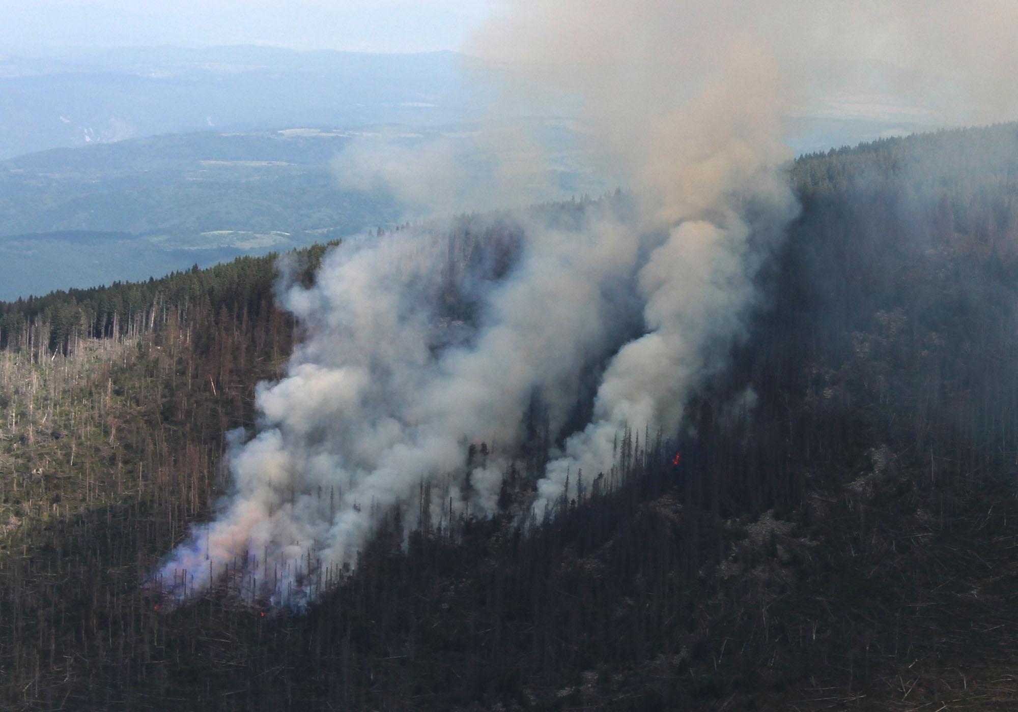 Цветанов сърдит, че се говори за хаос на Витоша