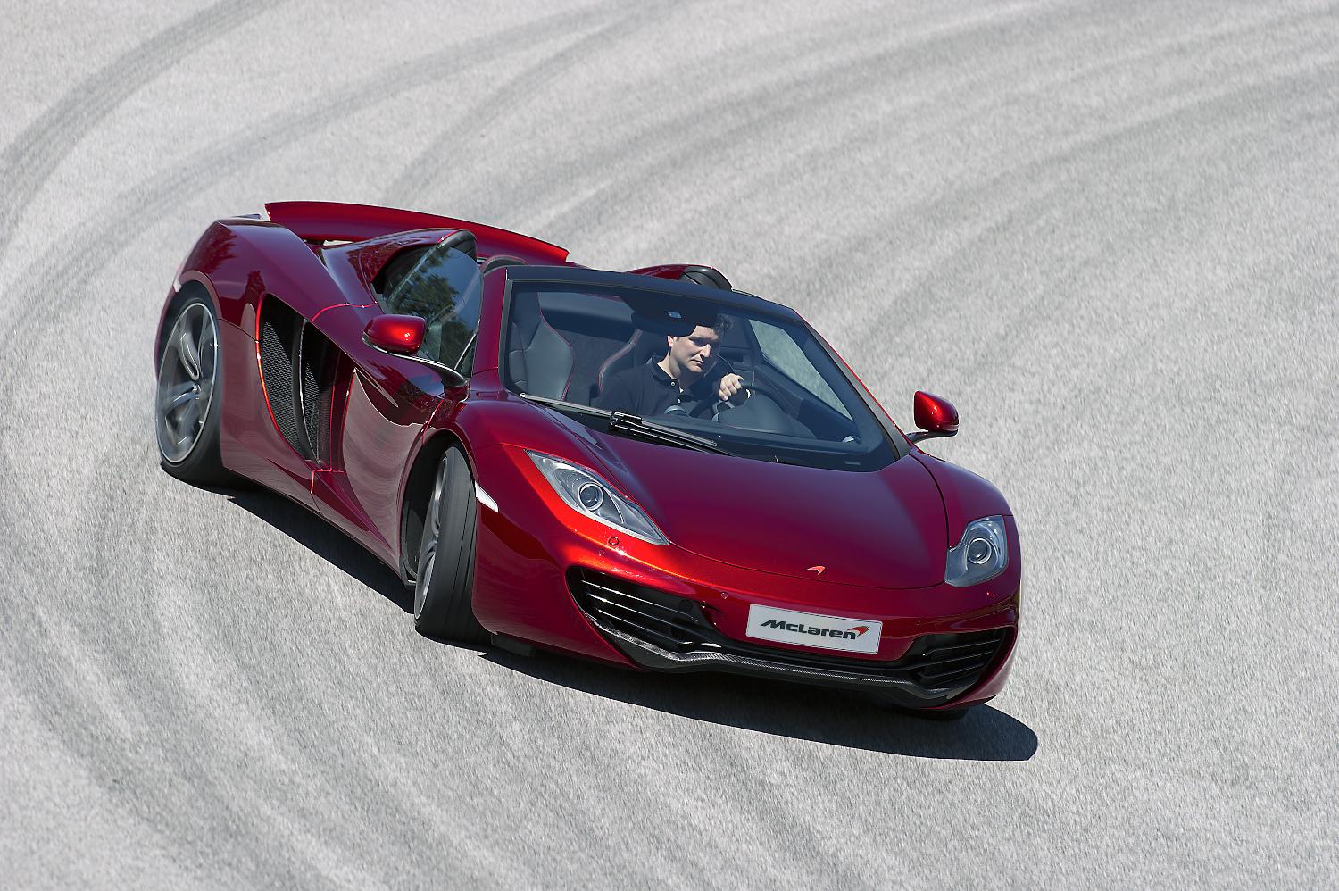 McLaren представи MP4-12C без покрив