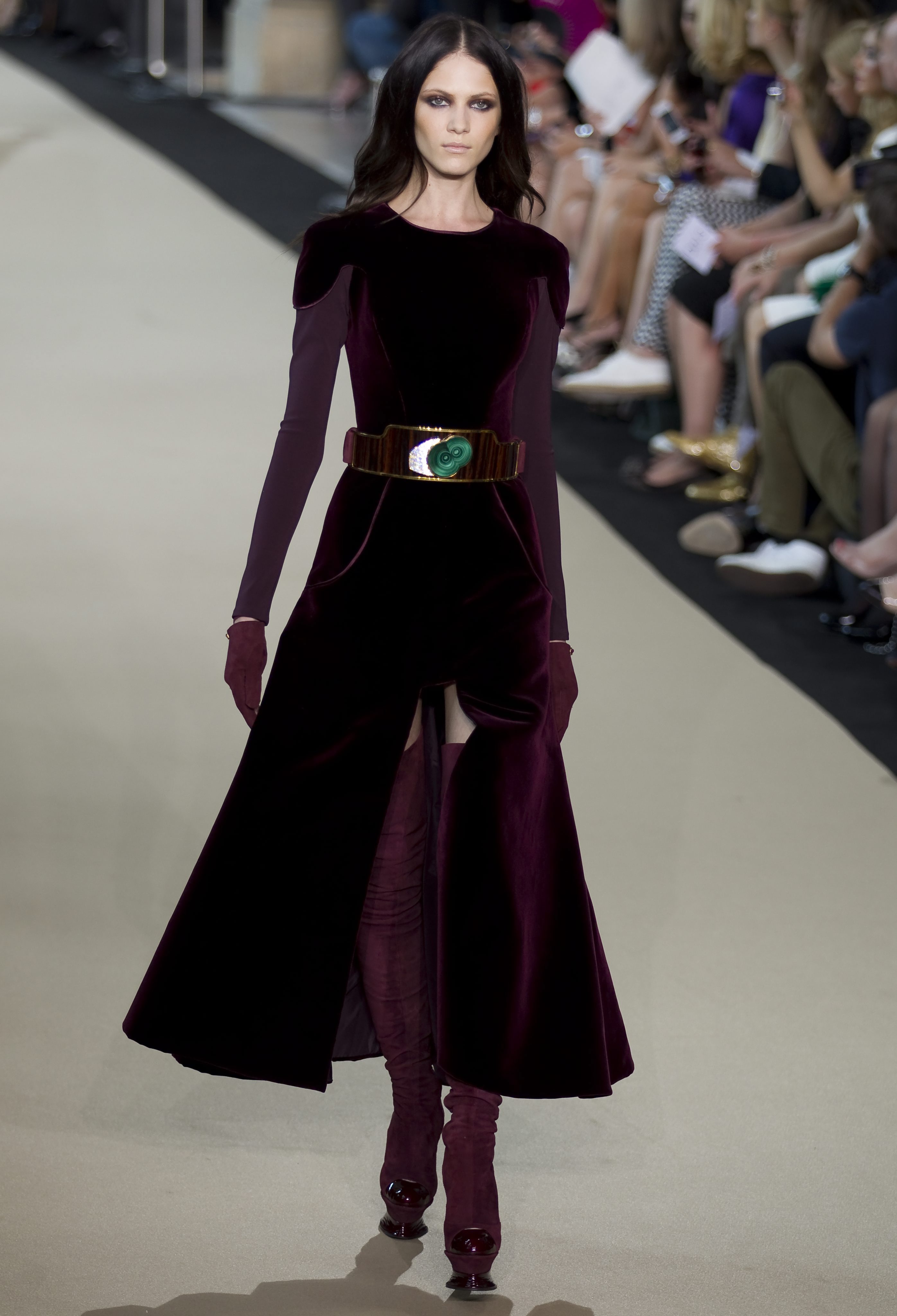Колекция висша мода за сезон есен/ зима 2012/13 на Stephane Rolland