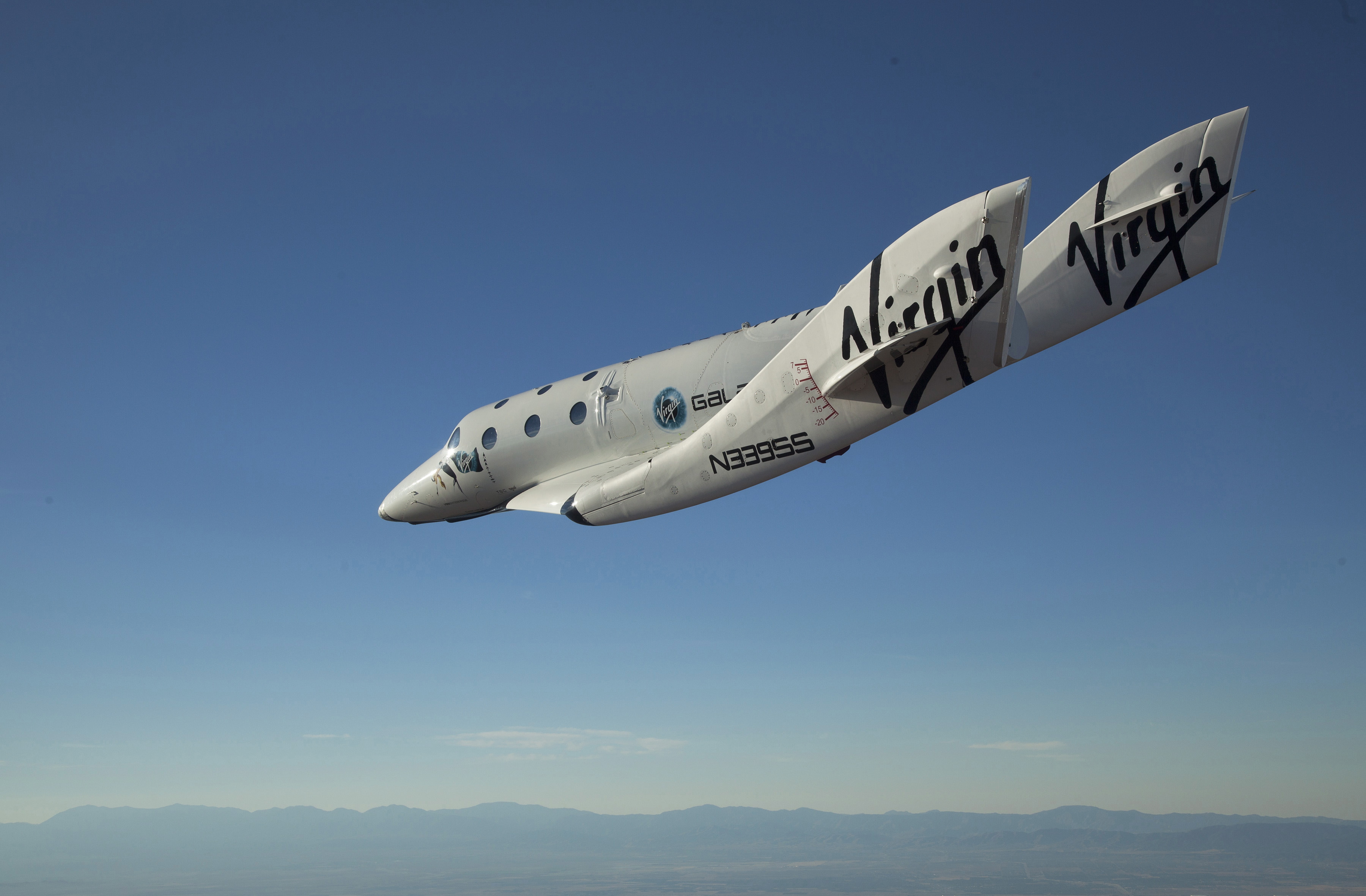 Комерсиалният космически кораб SpaceShipTwo
