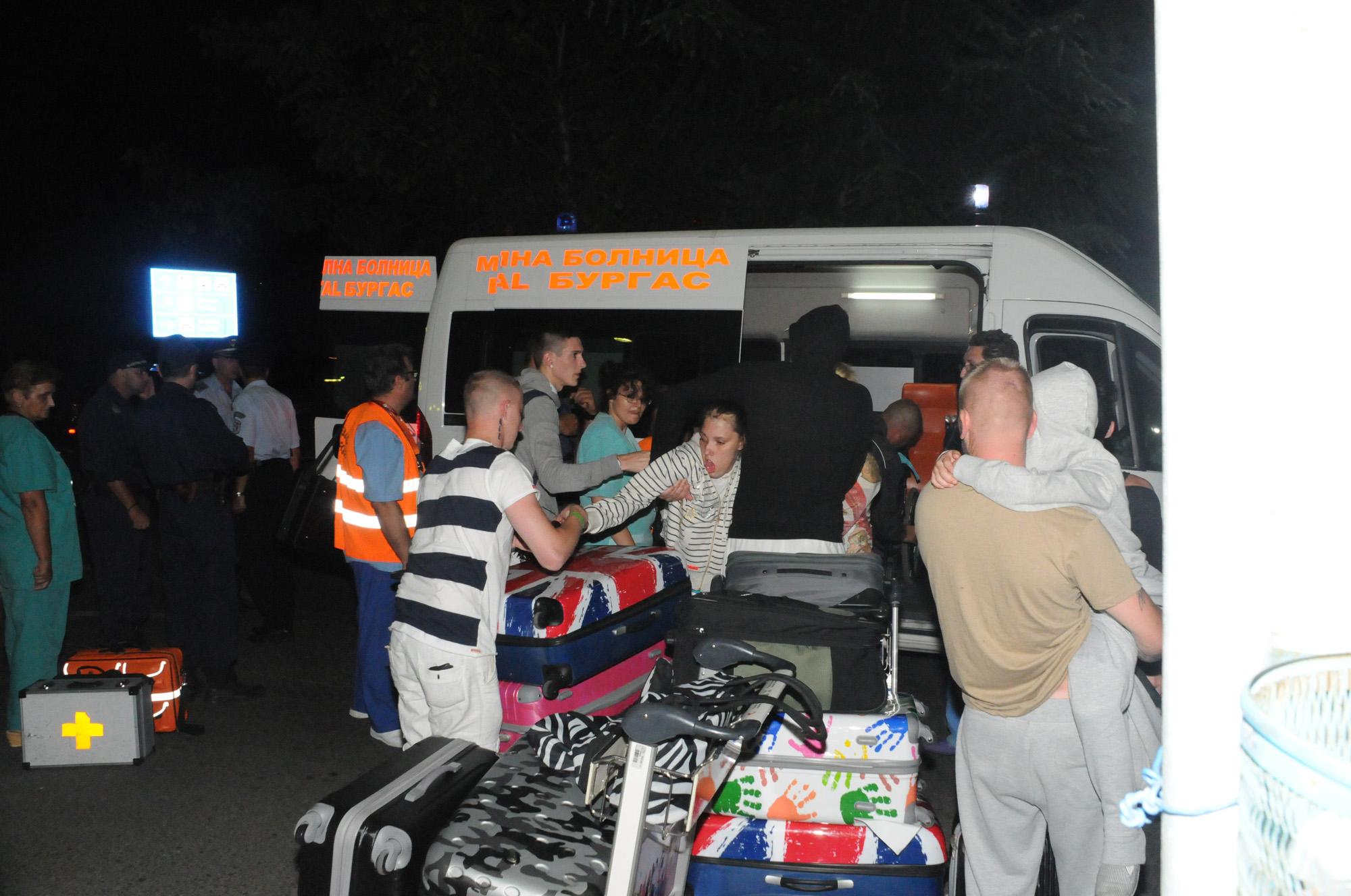70 израелски туристи са прекарали тази нощ на летище „Сарафово”