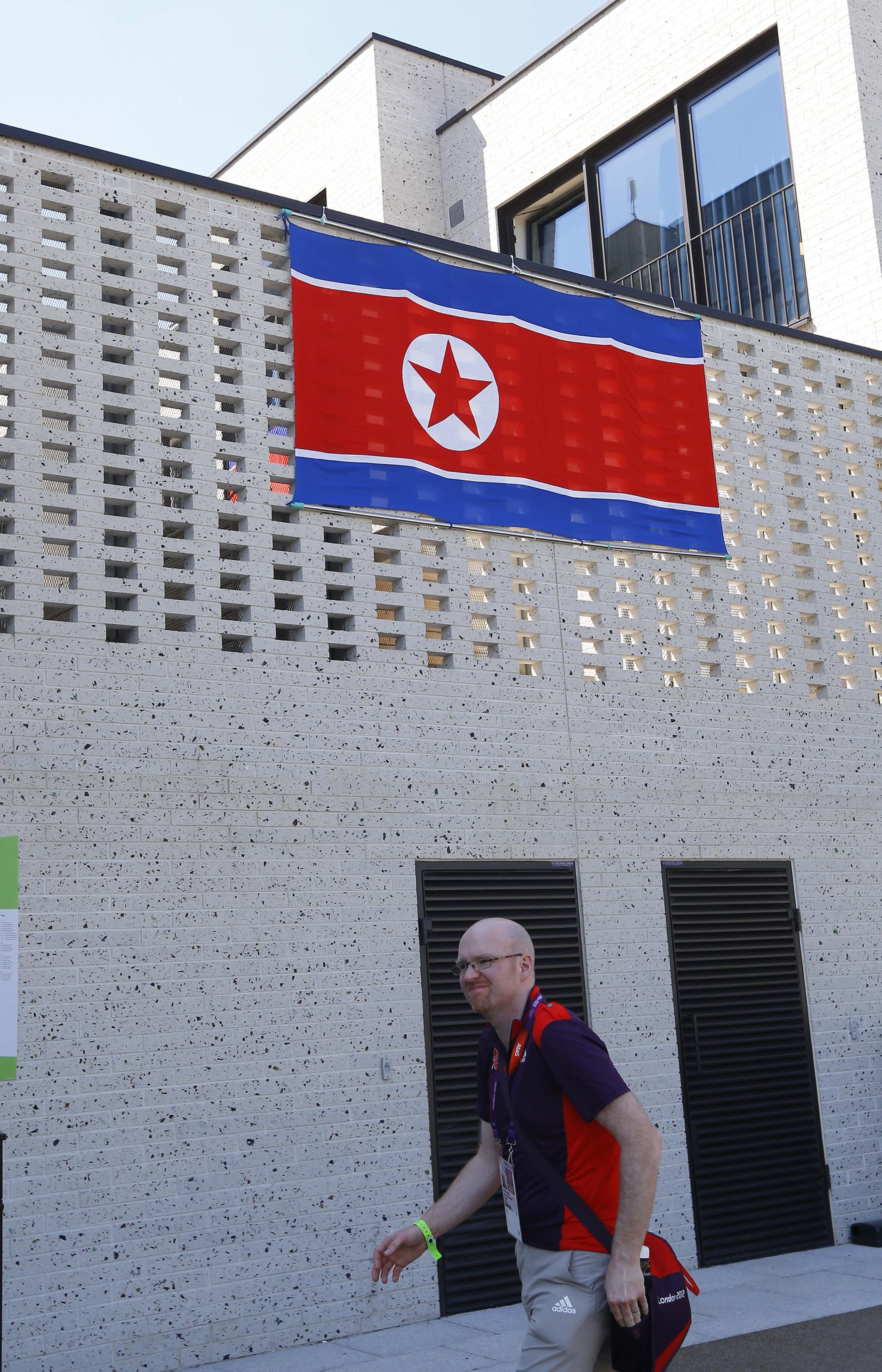 Северна Корея ще прави подводен хотел