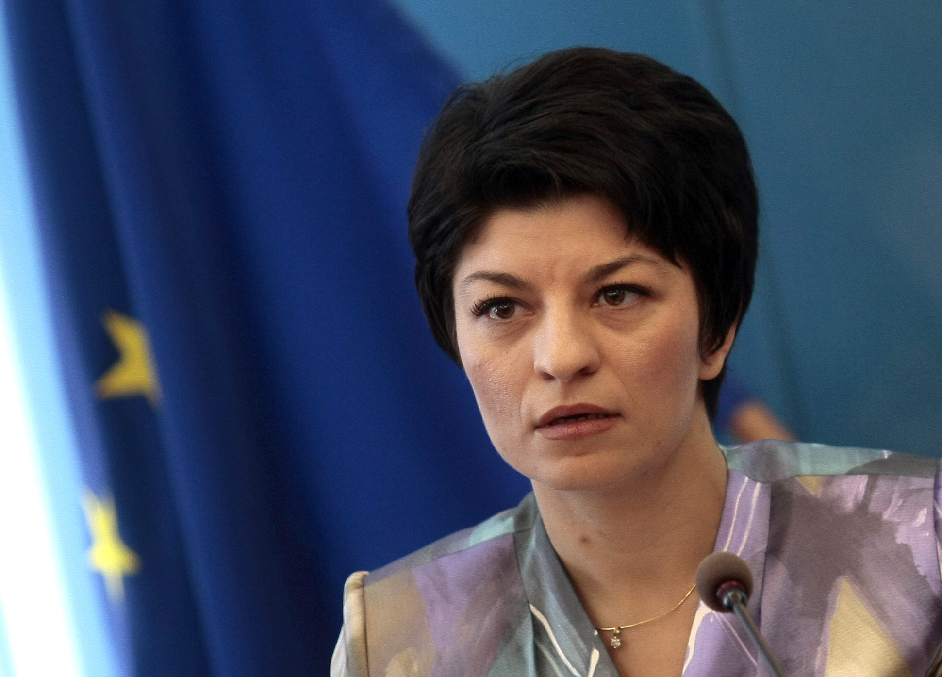 Десислава Атанасова назначи проверка по случая с 10-годишното дете