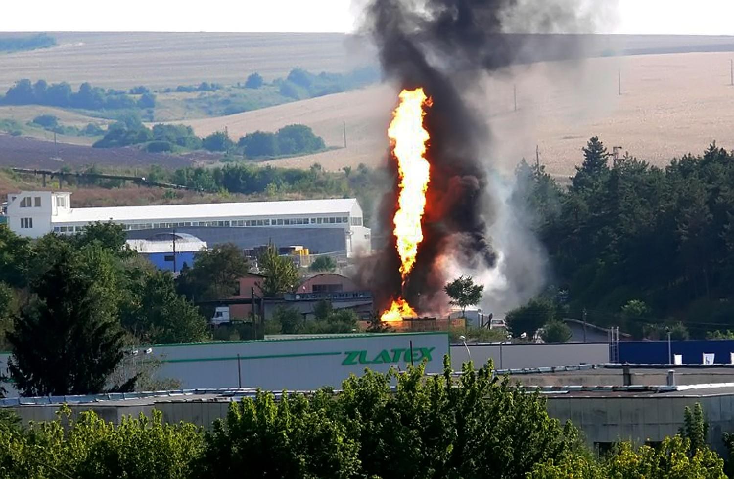 Газстанция гръмна в Разград, има тежко ранени