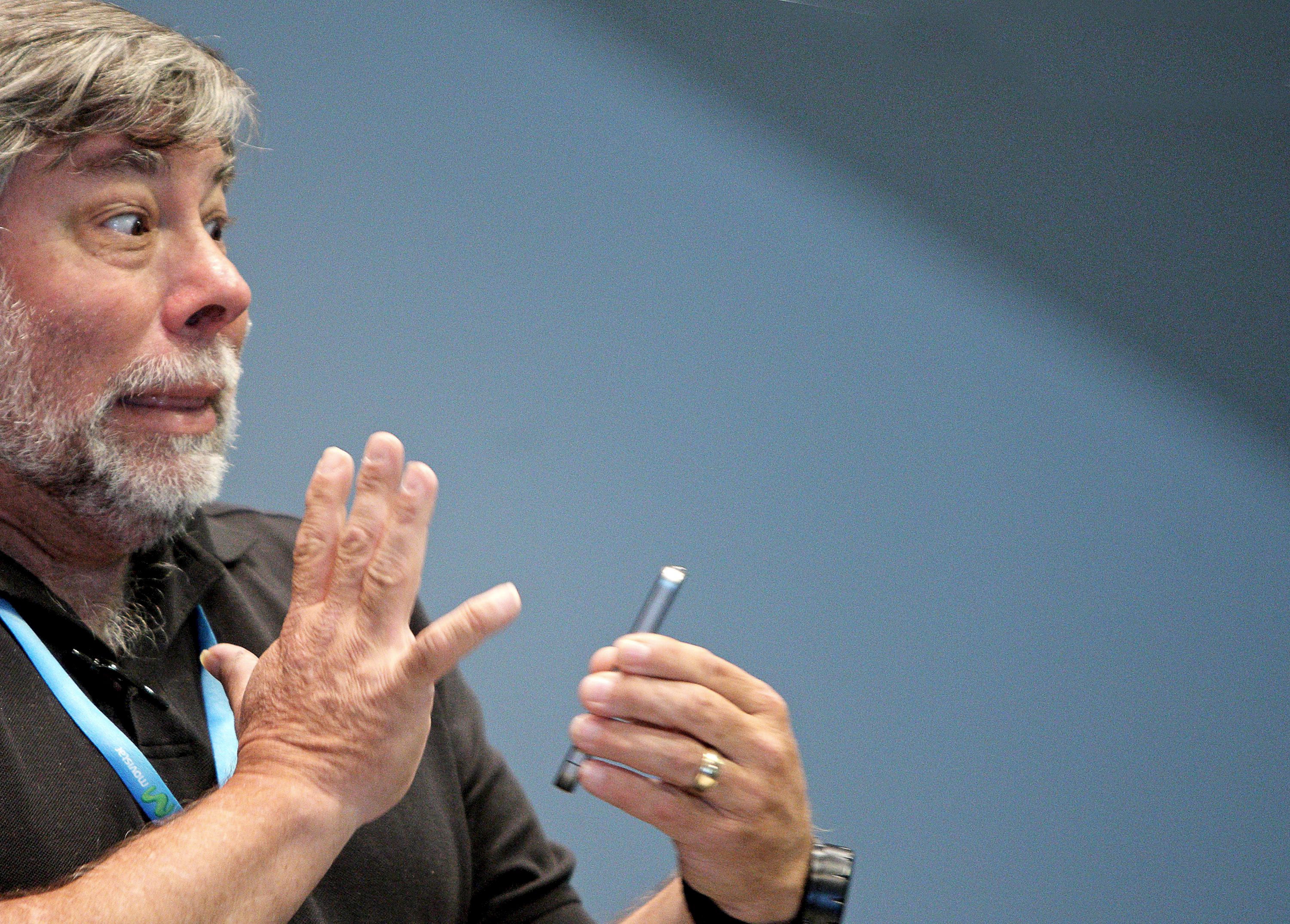 Возняк: Microsoft е по-иновативна от Apple