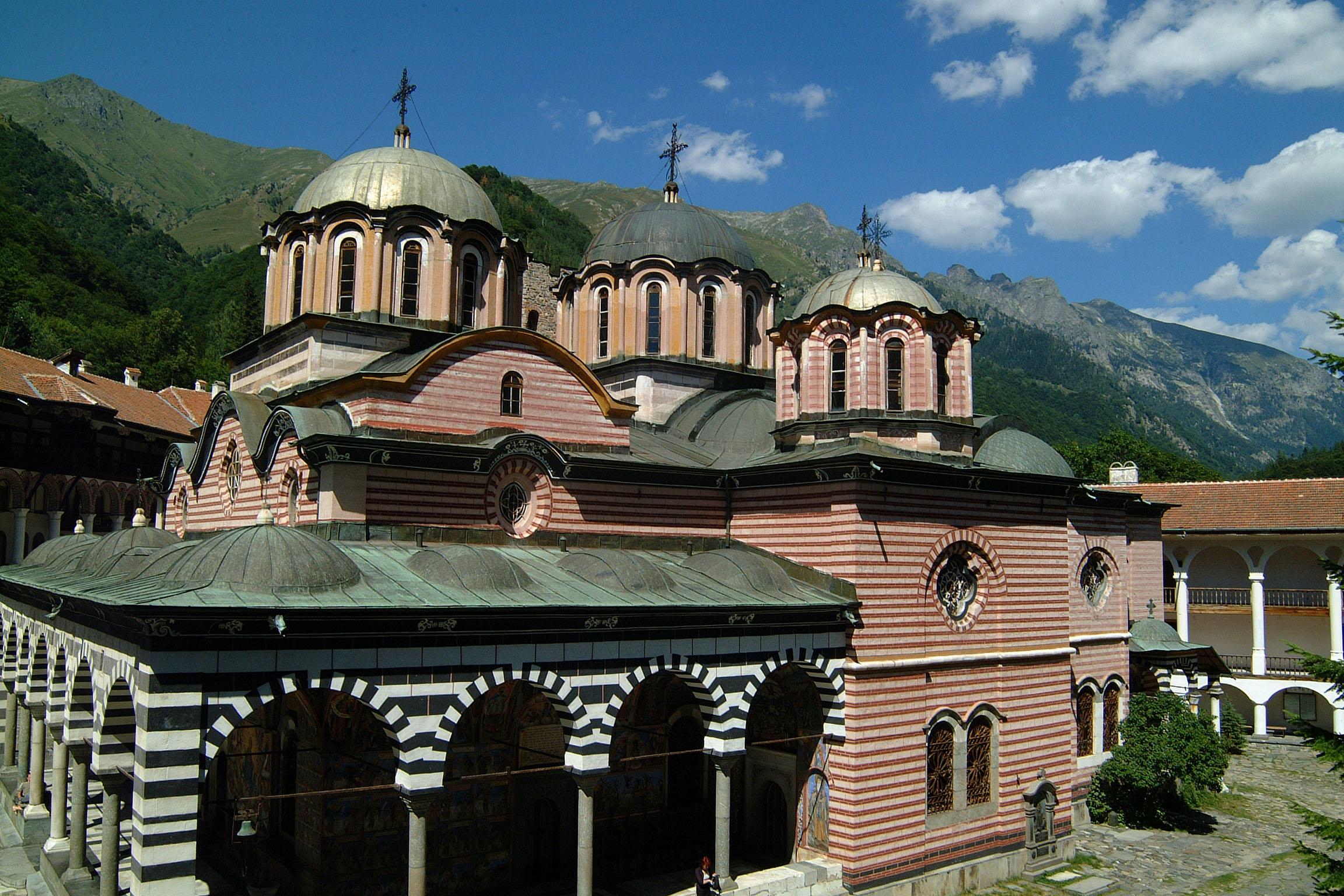В Рилиски манастир започва авариен ремонт