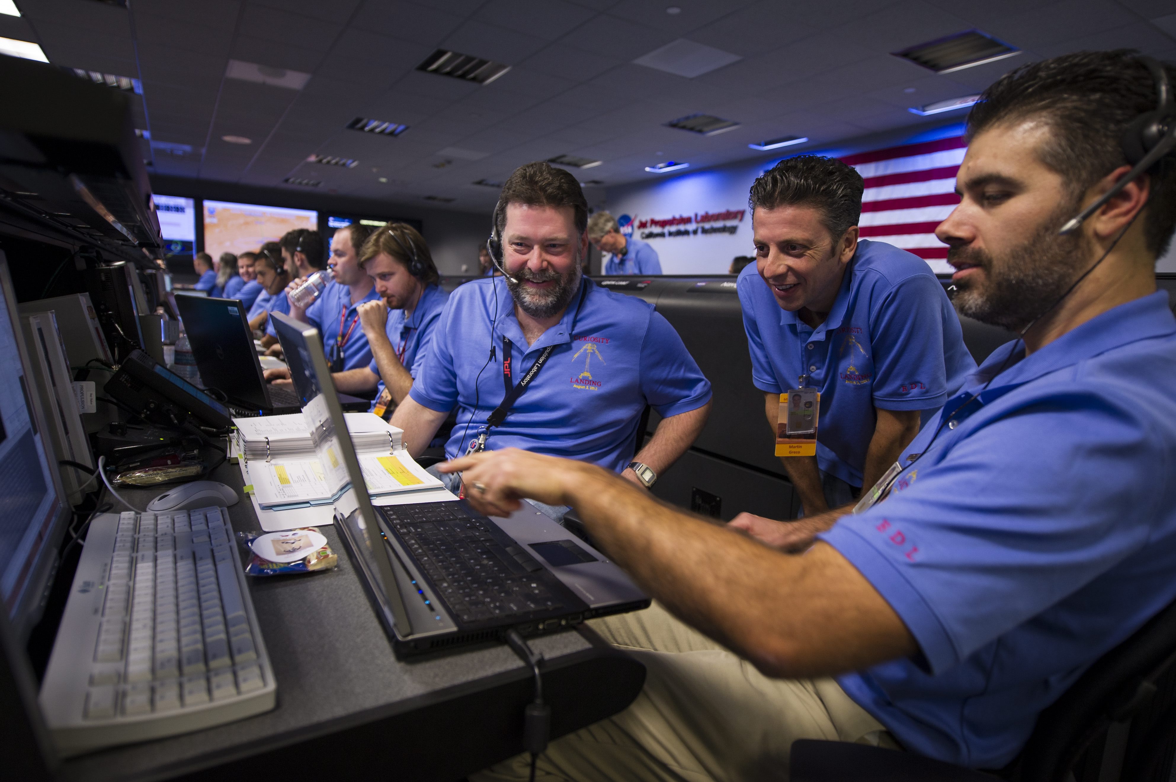 В НАСА очакват кацането на марсохода Кюриосити