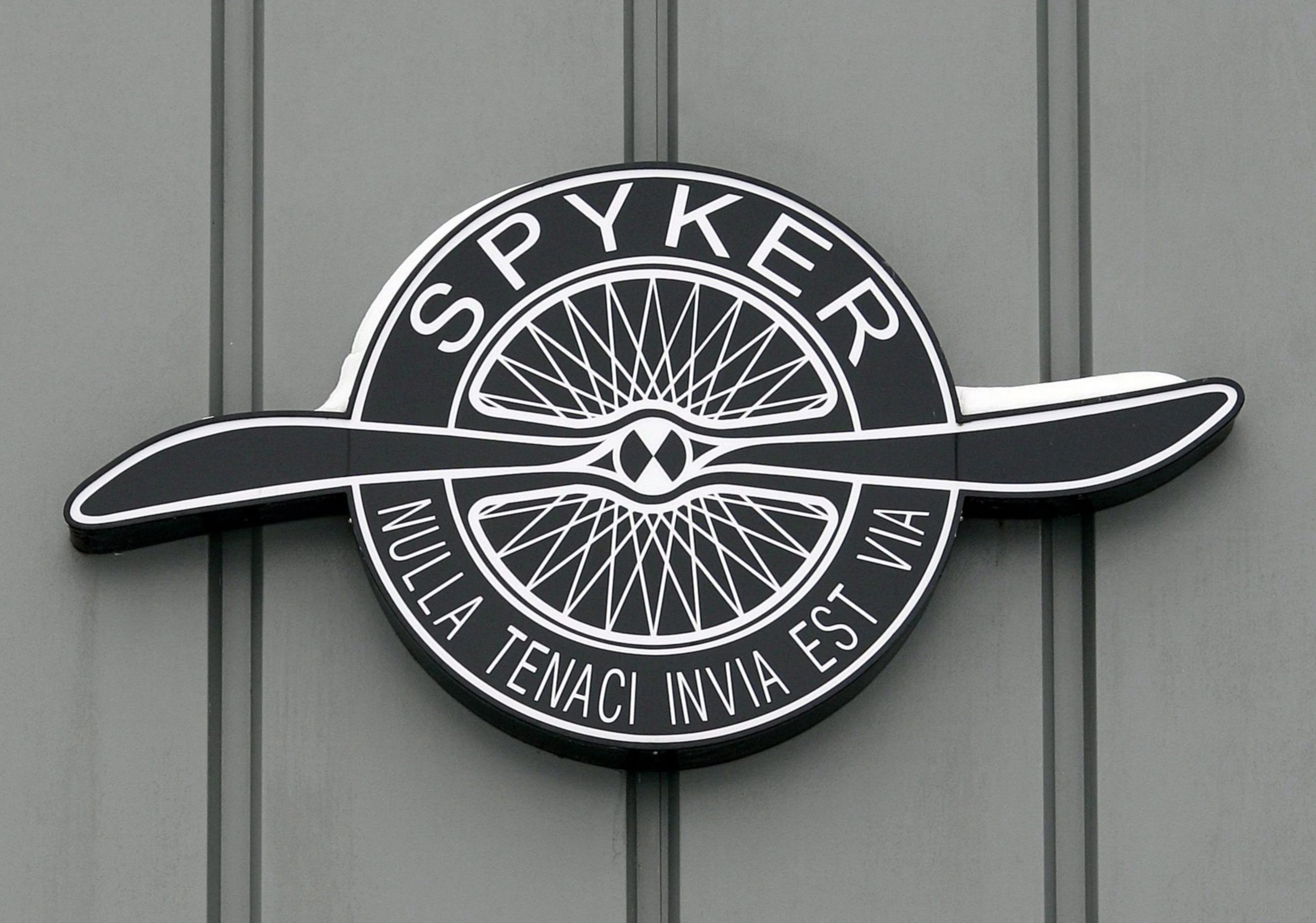 Spyker съди General Motors за 3 милиарда долара