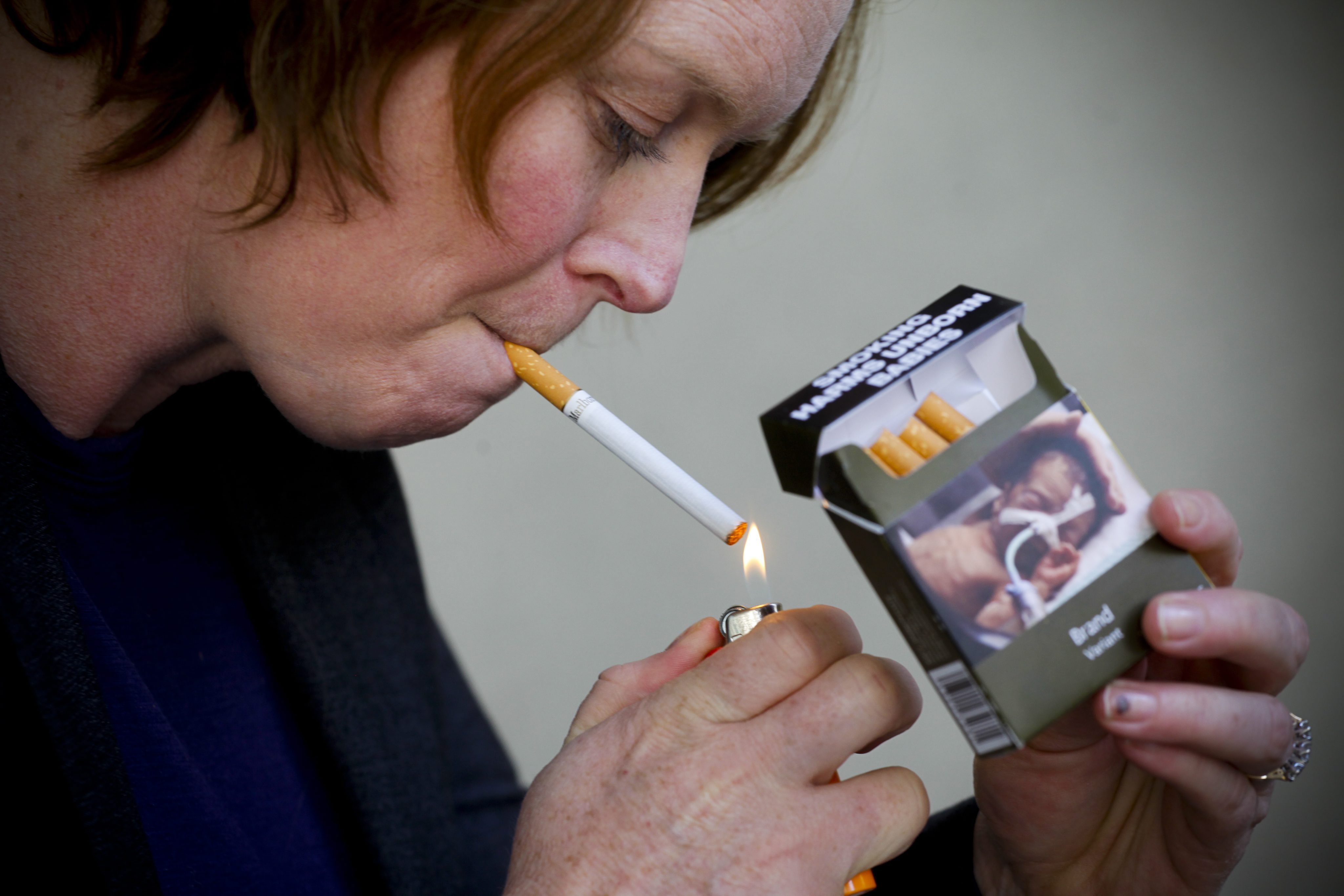 ЕК предлага нови мерки срещу тютюнопушенето