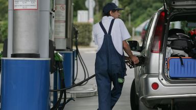 Бензинът  е добавил 32 ст. към цената си за 6 месеца