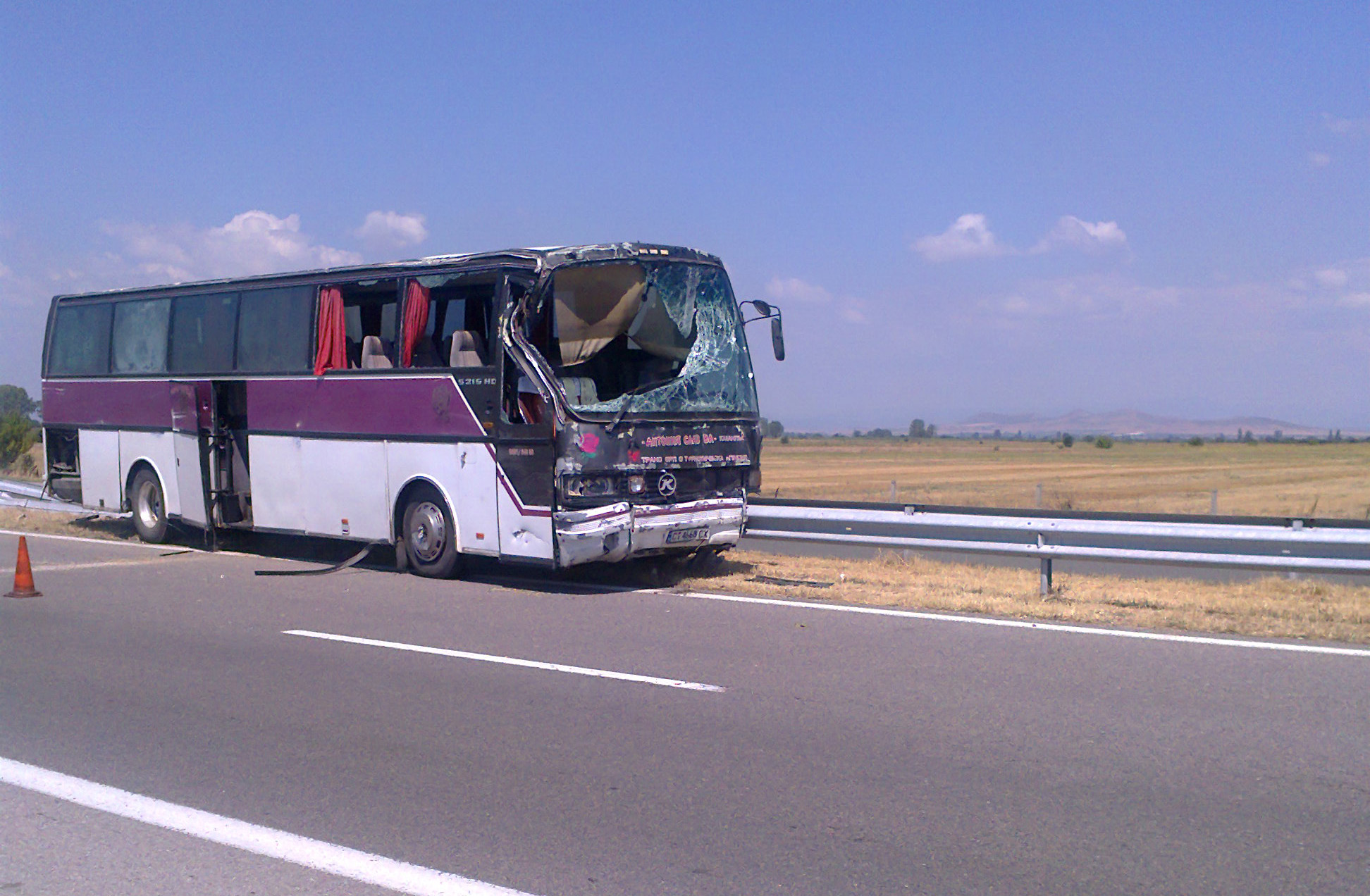 Автобус катастрофира на магистрала ”Тракия”, няма жертви