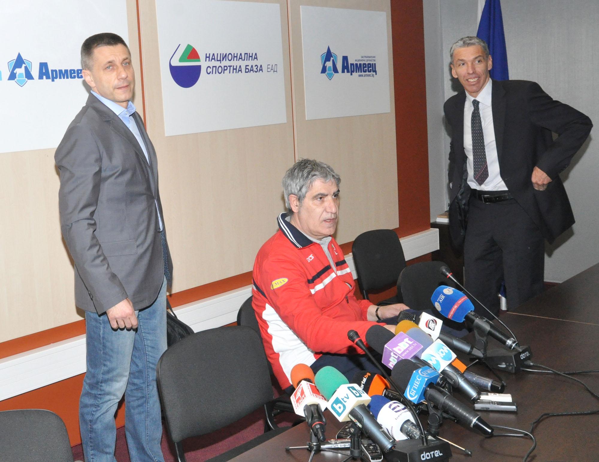Камило Плачи е новият треньор на България