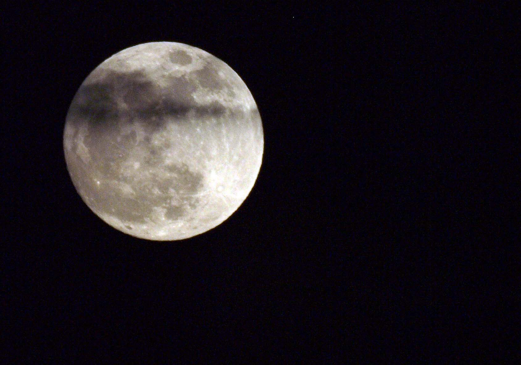 Русия подготвя нови мисии до Луната